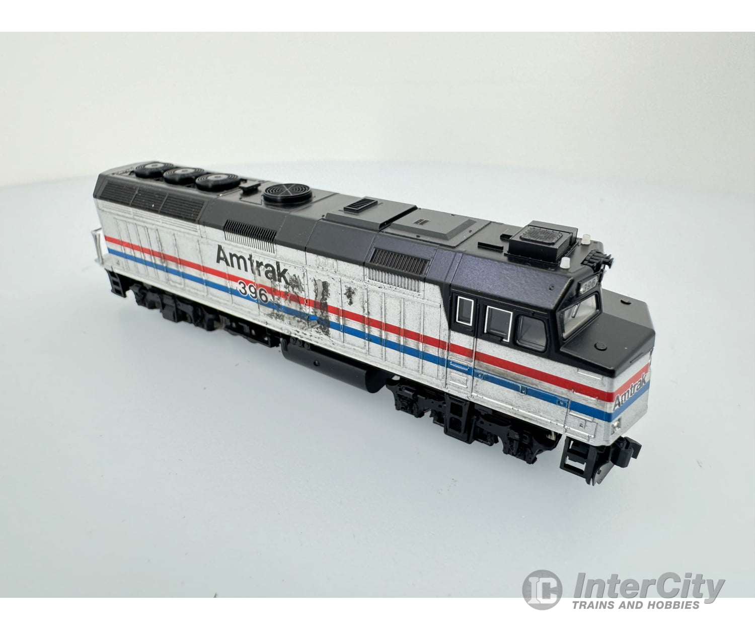 Kato 176-9007 N Emd F40Ph Amtrak (Amtk) 396 Dcc Locomotives