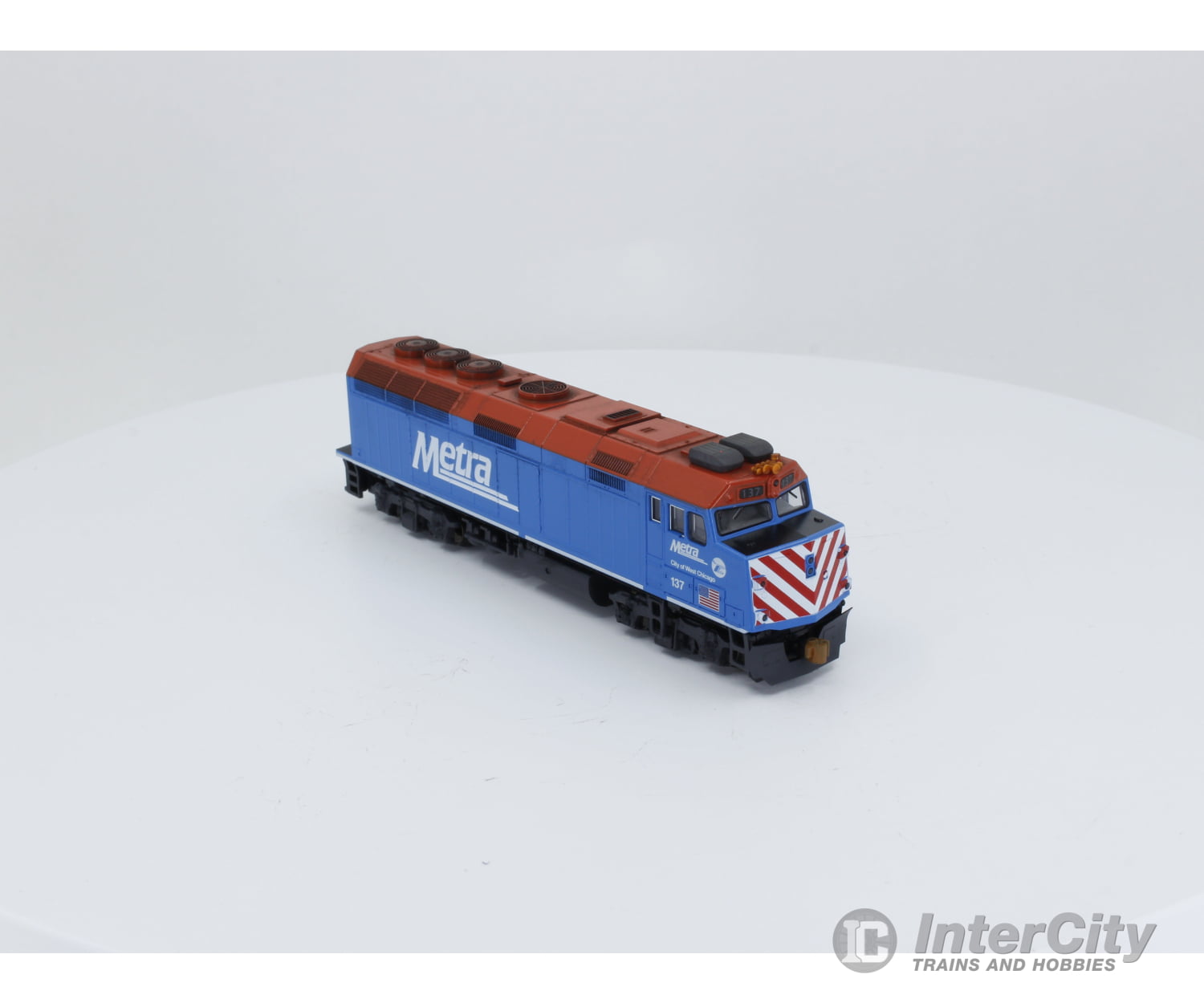 Kato 176-9101 N F40Ph Locomotive Chicago Metra (Metx) 137 Analog Dc Locomotives