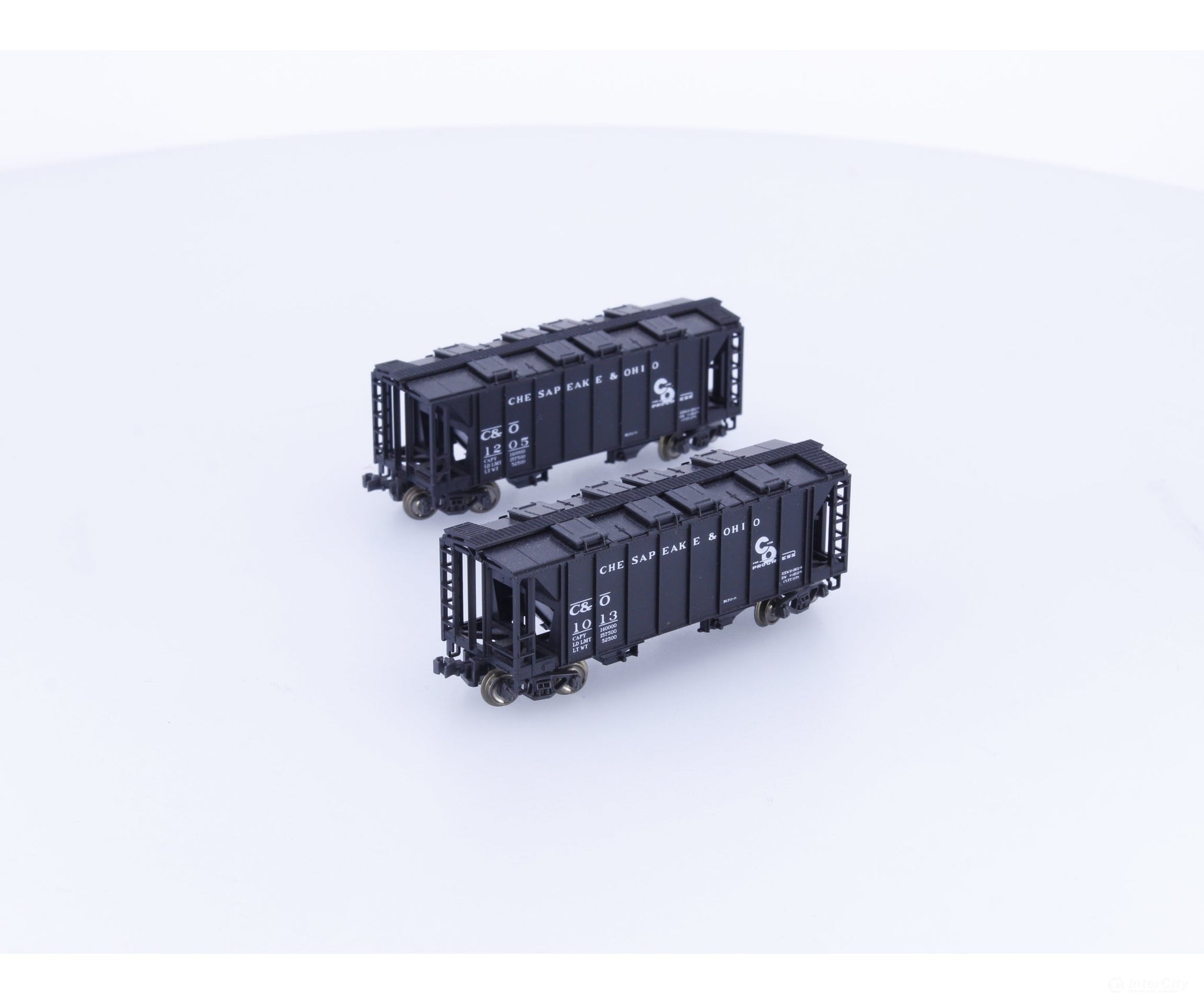 Kato 186-0104 N 2 Bay ACF Covered Hopper 2 Pack Chesapeake and Ohio (CO) 1013 1205 - Freight Cars
