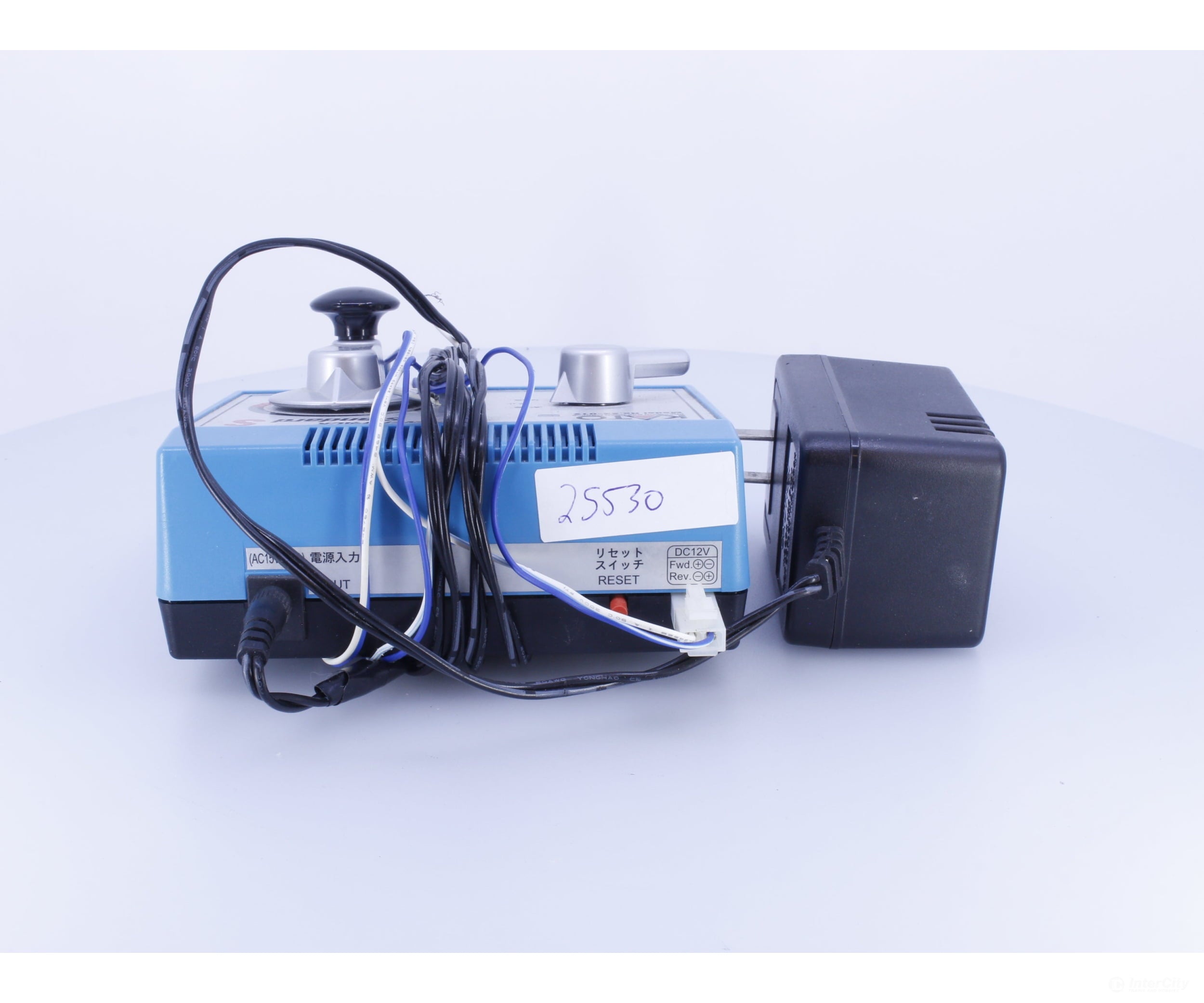 Kato 22-012 Standard Power Pack S - Analog Throttles & Power