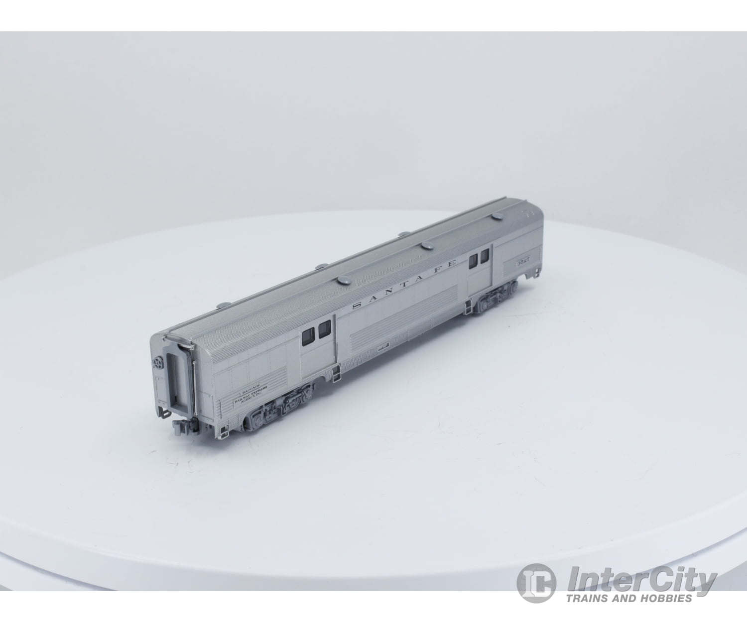 Kato 3527 N Baggage Passenger Car Santa Fe (Sf) (1) Cars