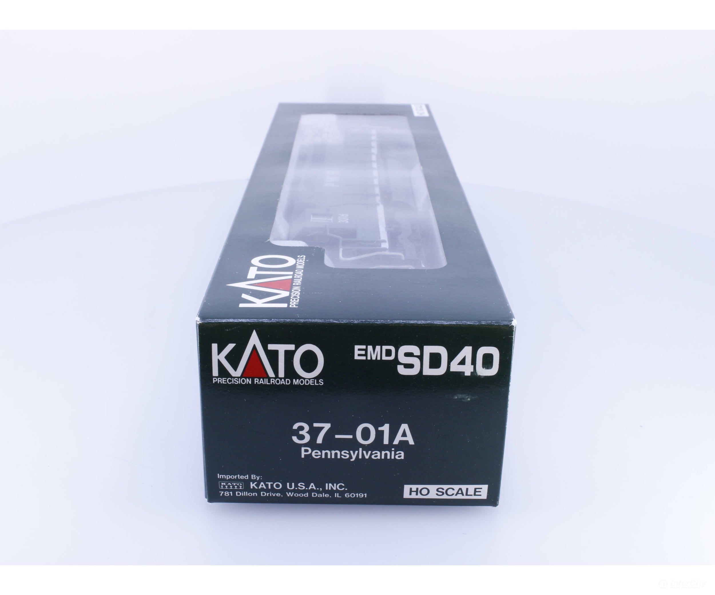 Kato 37-01A HO EMD SD-40 Diesel Locomotive Custom Painted Port Washington Railway (PWR) 3016 DCC - Locomotives
