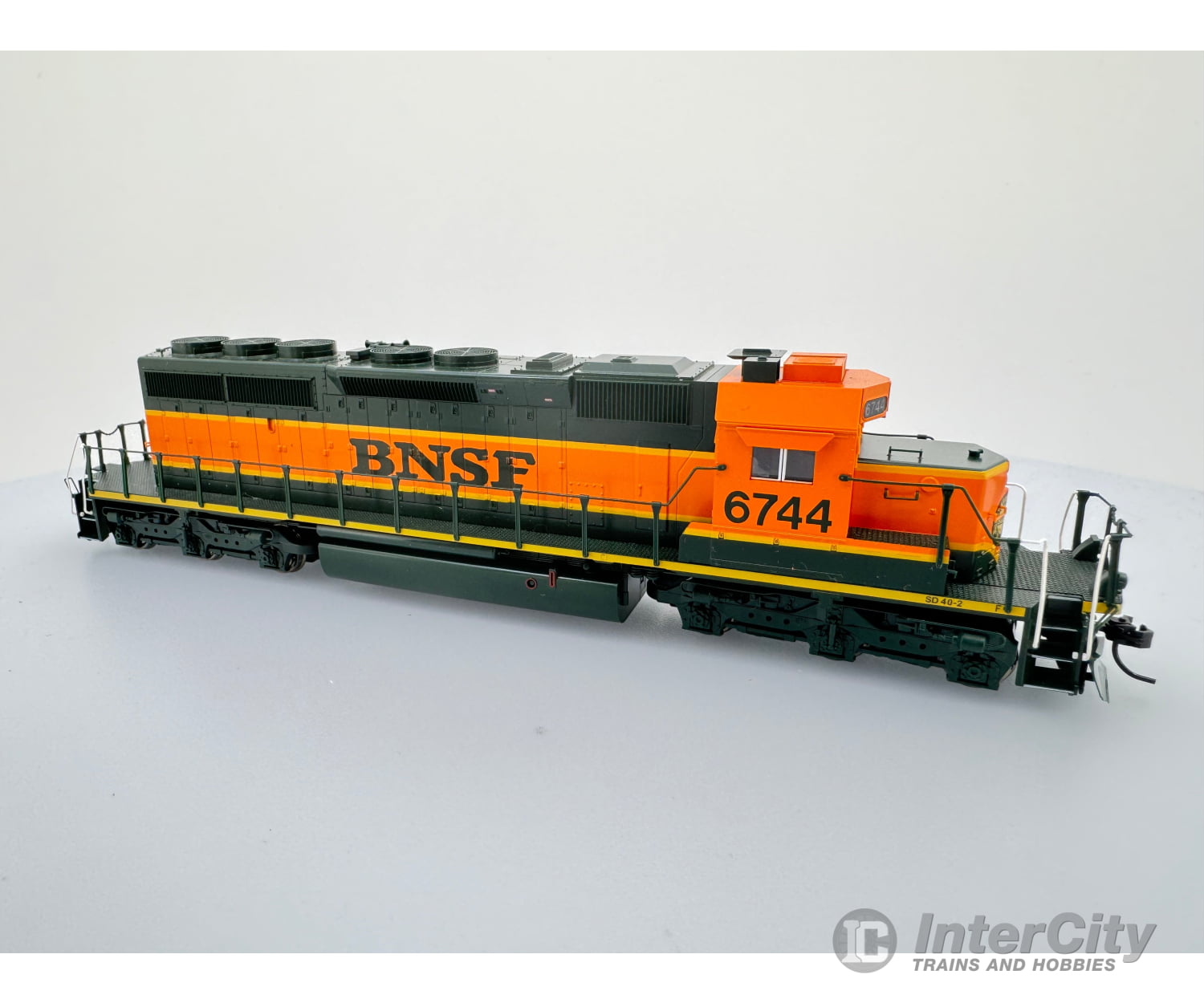 Kato 37-6613 Ho Emd Sd40-2 Mid Burlington Northern Santa Fe (Bnsf) 6744 Dcc Locomotives