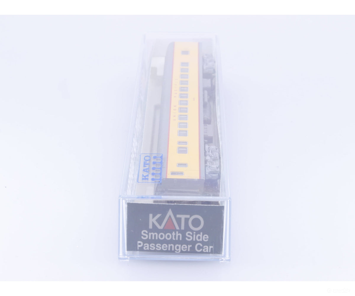 Kato 5433 N Passenger Coach Union Pacific (UP) 5433 - Passenger Cars