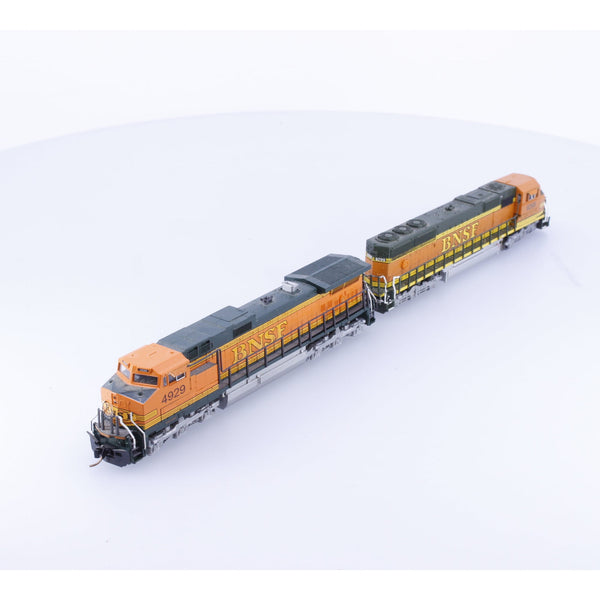 Kato/Atlas 4929/9299 N Kato Dash 9-44CW / Atlas SD70MAC Diesel Locomot