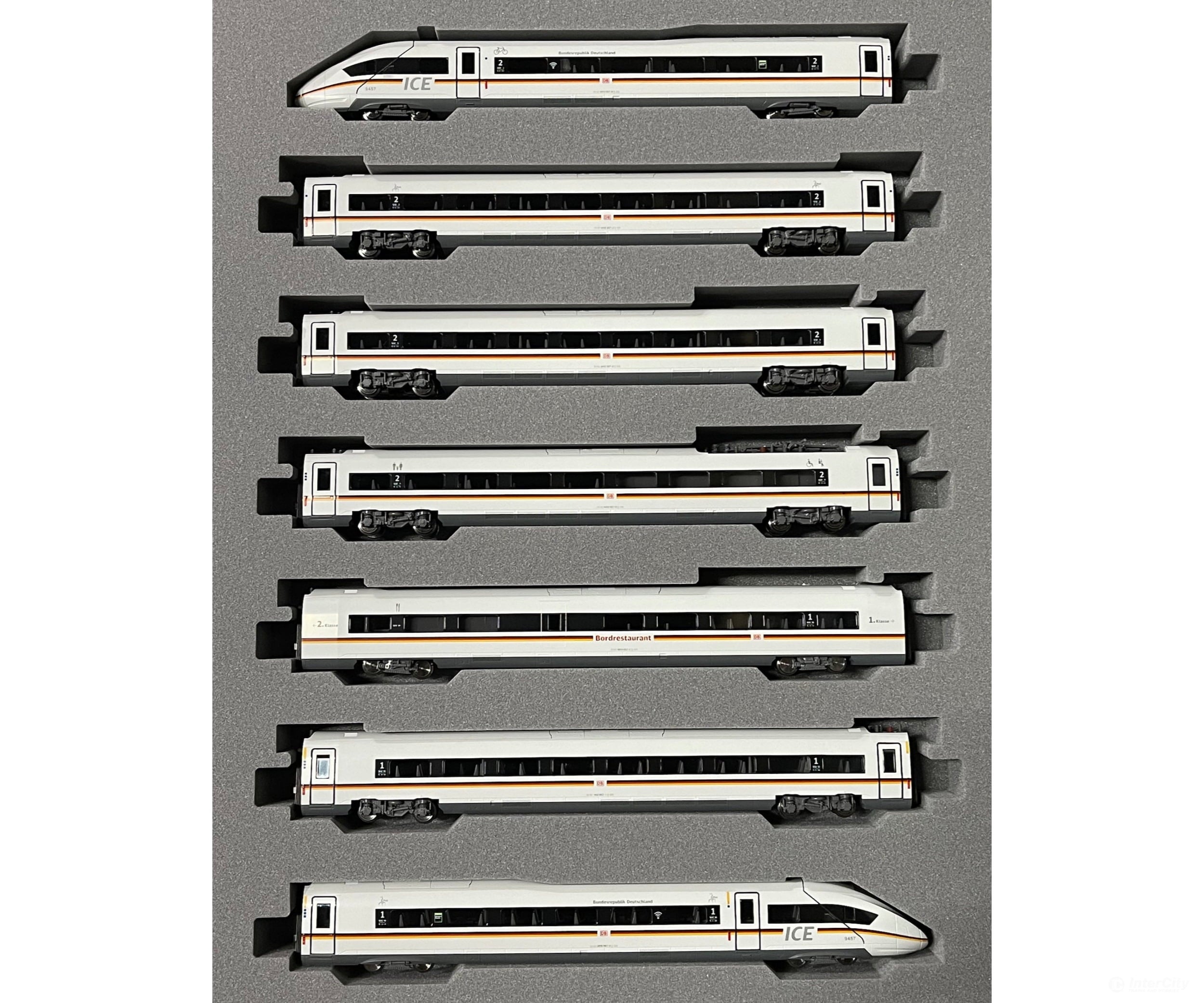 Kato N 10-1024 DB ICE 4 ’Federal Republic of Germany Flag’ (7-Car Basic Set) European Locomotives