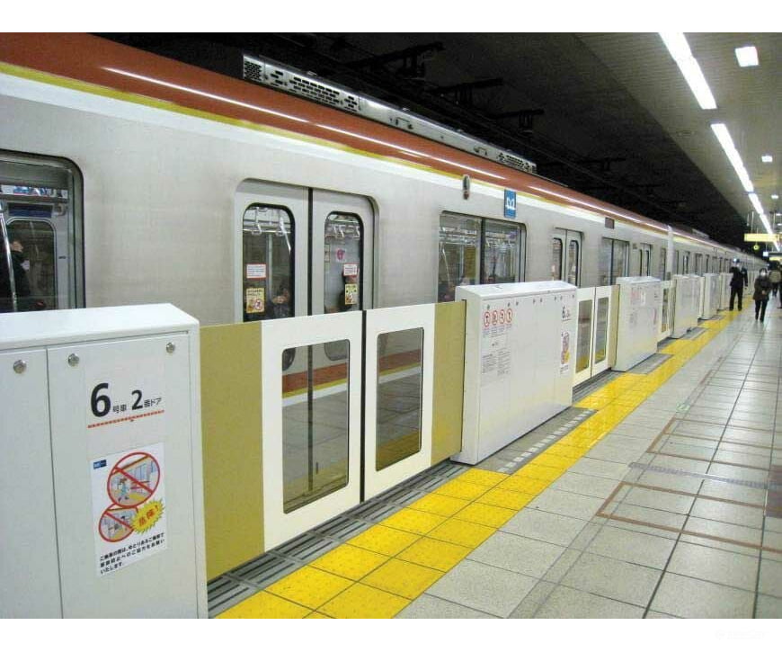 Kato N 23163 Platform Edge Barriers with Doors pkg(4) -- Use with 381-23160 and -23161, Sprues with Decals (Japanese Lettering) - Default Title (CH-381-23163)