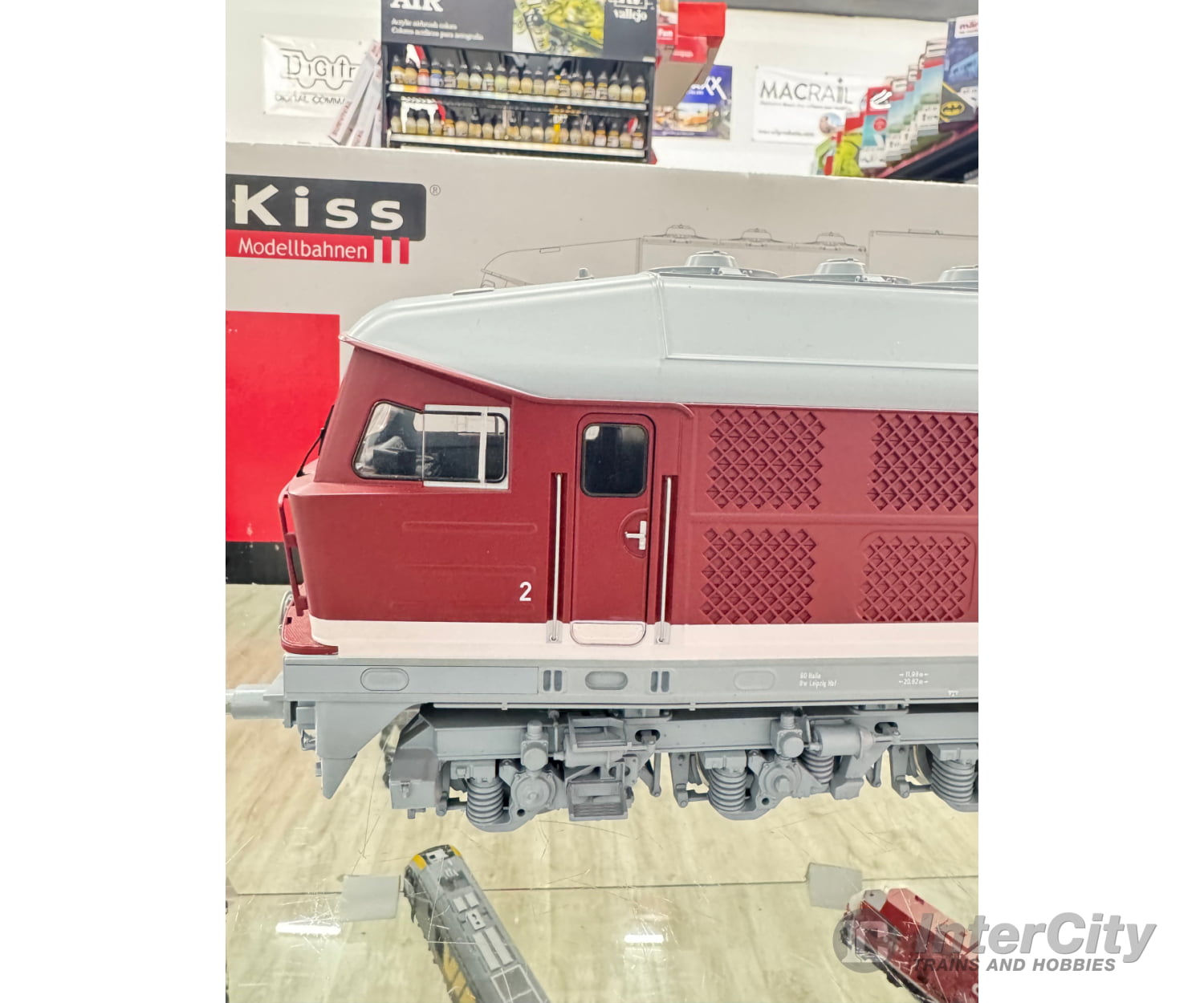 Kiss Modellbahnen 520009 1-Gauge BR 132/232 Diesel Locomotive 232 414-3 ’Ludmilla’- ESU DCC Sound European Locomotives