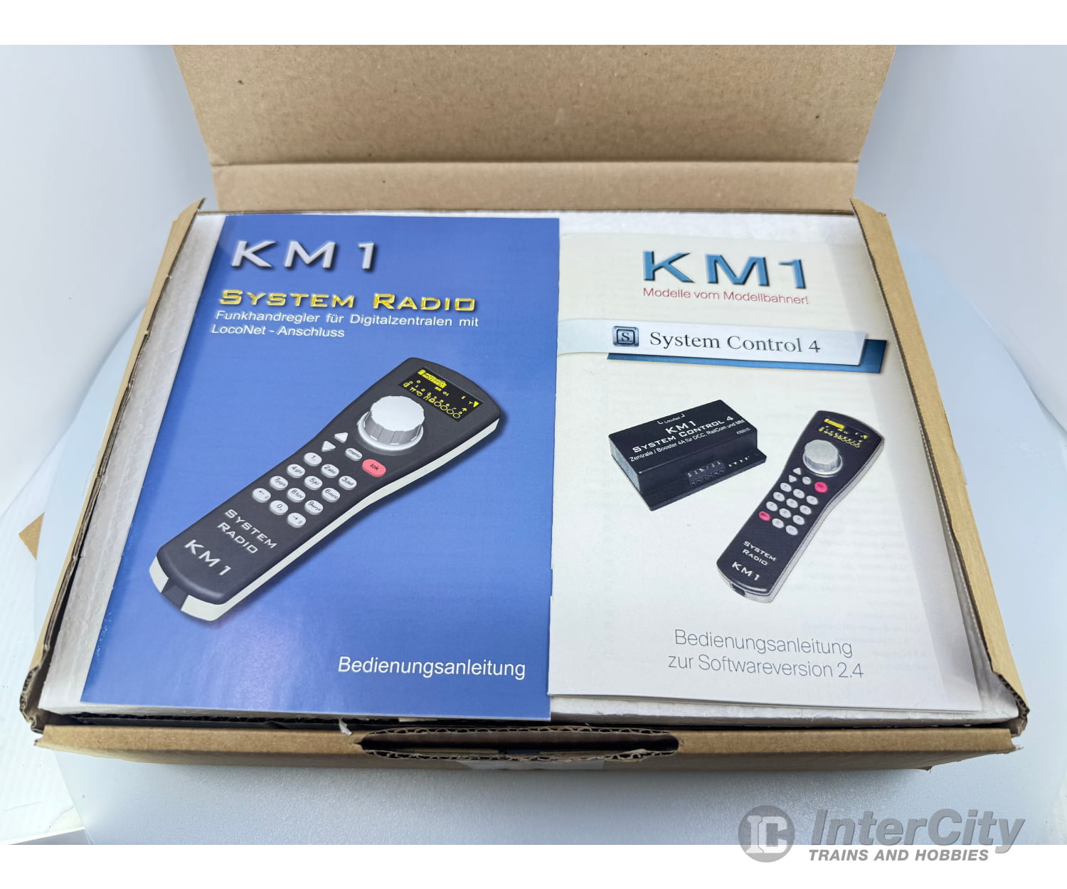 KM1 Modellbau 430010 1-Gauge System Controller 4 DCC Handheld/Command Station for 1-Gauge Command Stations & Expansion