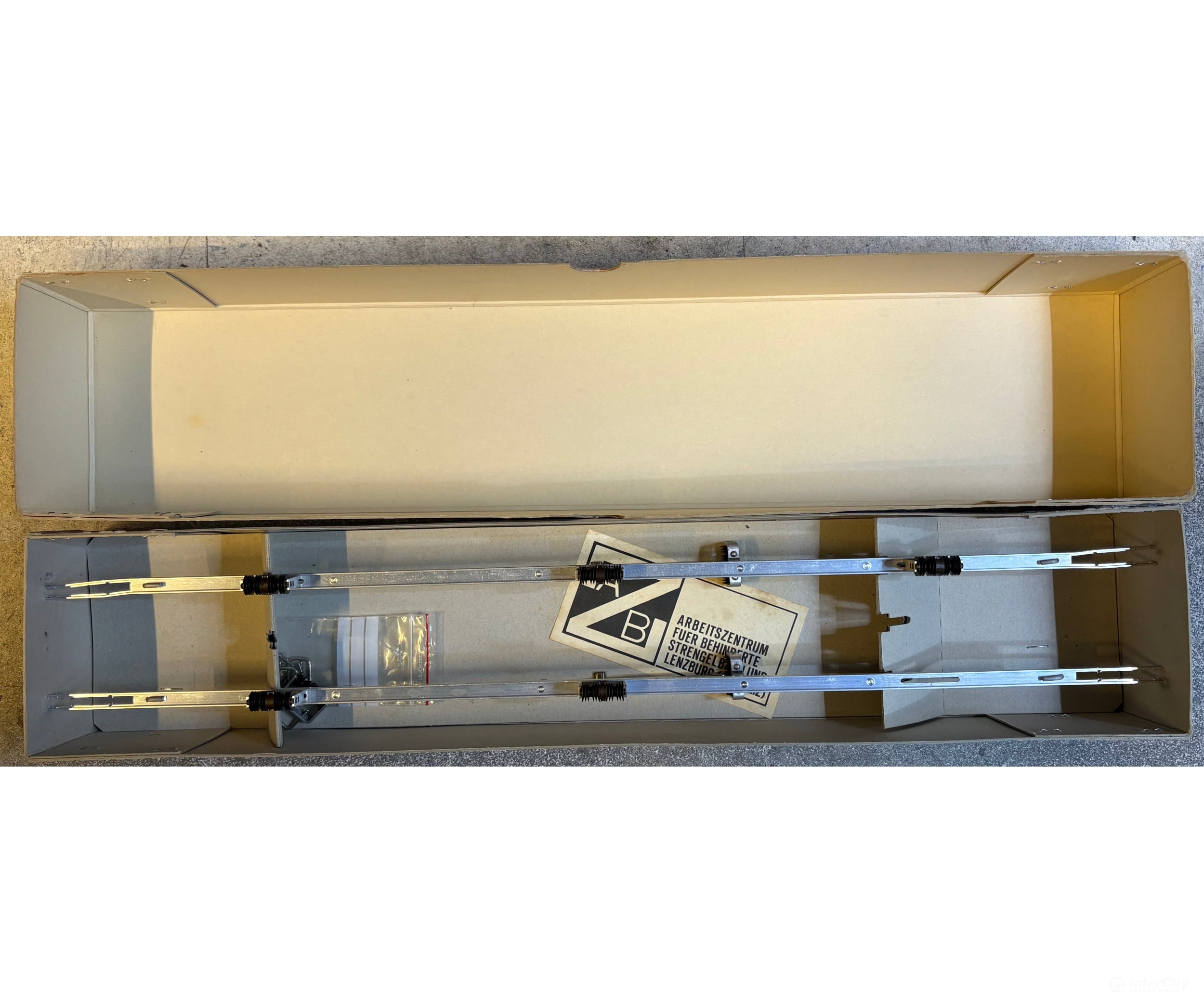 LGB 6102 G Catenary Cross Bars 2 Pack - Signals & Catenary