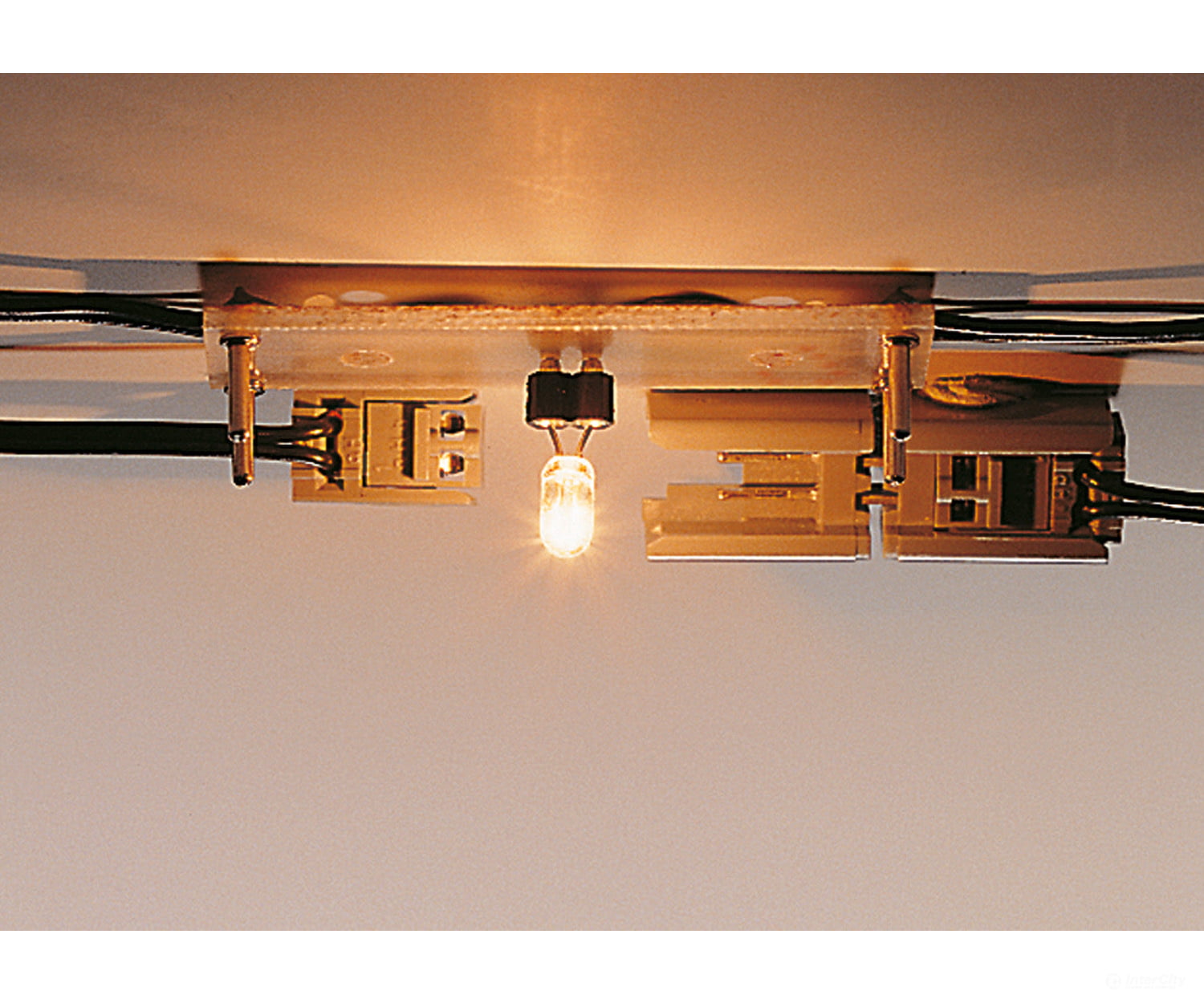 LGB 68333 Interior Lighting Set, 24 Volts - Default Title (IC-LGB-68333)