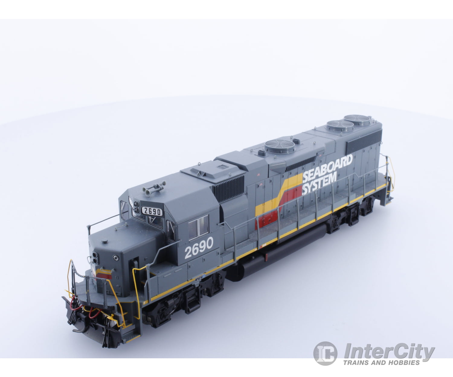 Life-Like 31033 Ho Gp38-2 Seaboard Coast Line (Scl) 2690 Analog Dc Locomotives