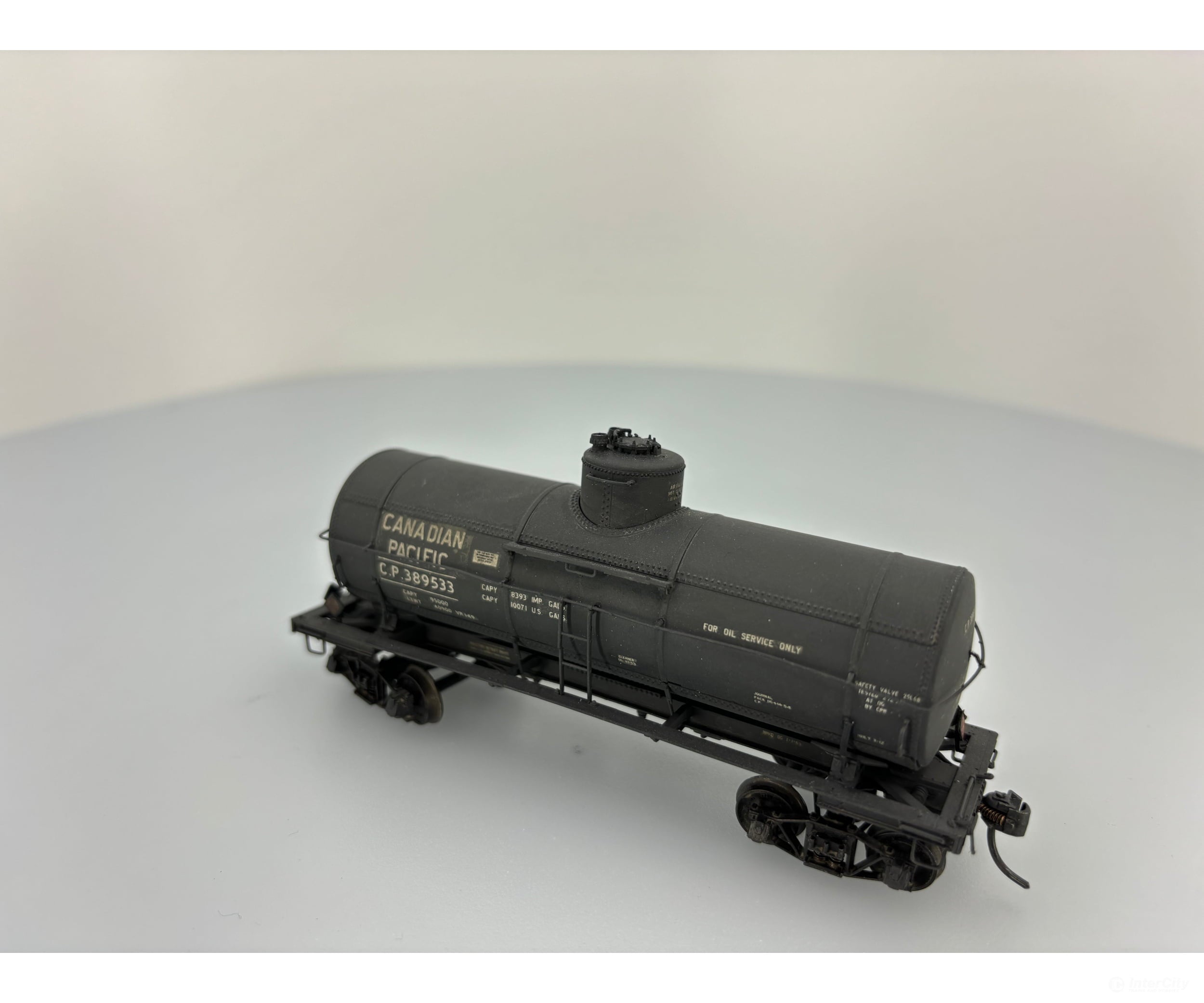 Life-Like 350017 Ho 10 000 Gallon Type 21 Riveted Tank Car Canadian Pacific (Cp) 613 Freight Cars