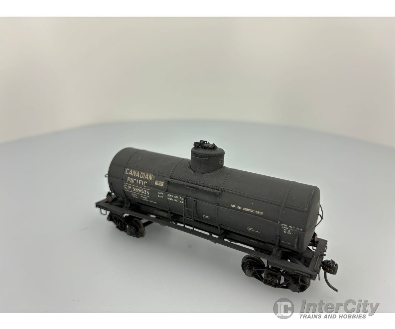 Life-Like 350017 Ho 10 000 Gallon Type 21 Riveted Tank Car Canadian Pacific (Cp) 613 Freight Cars