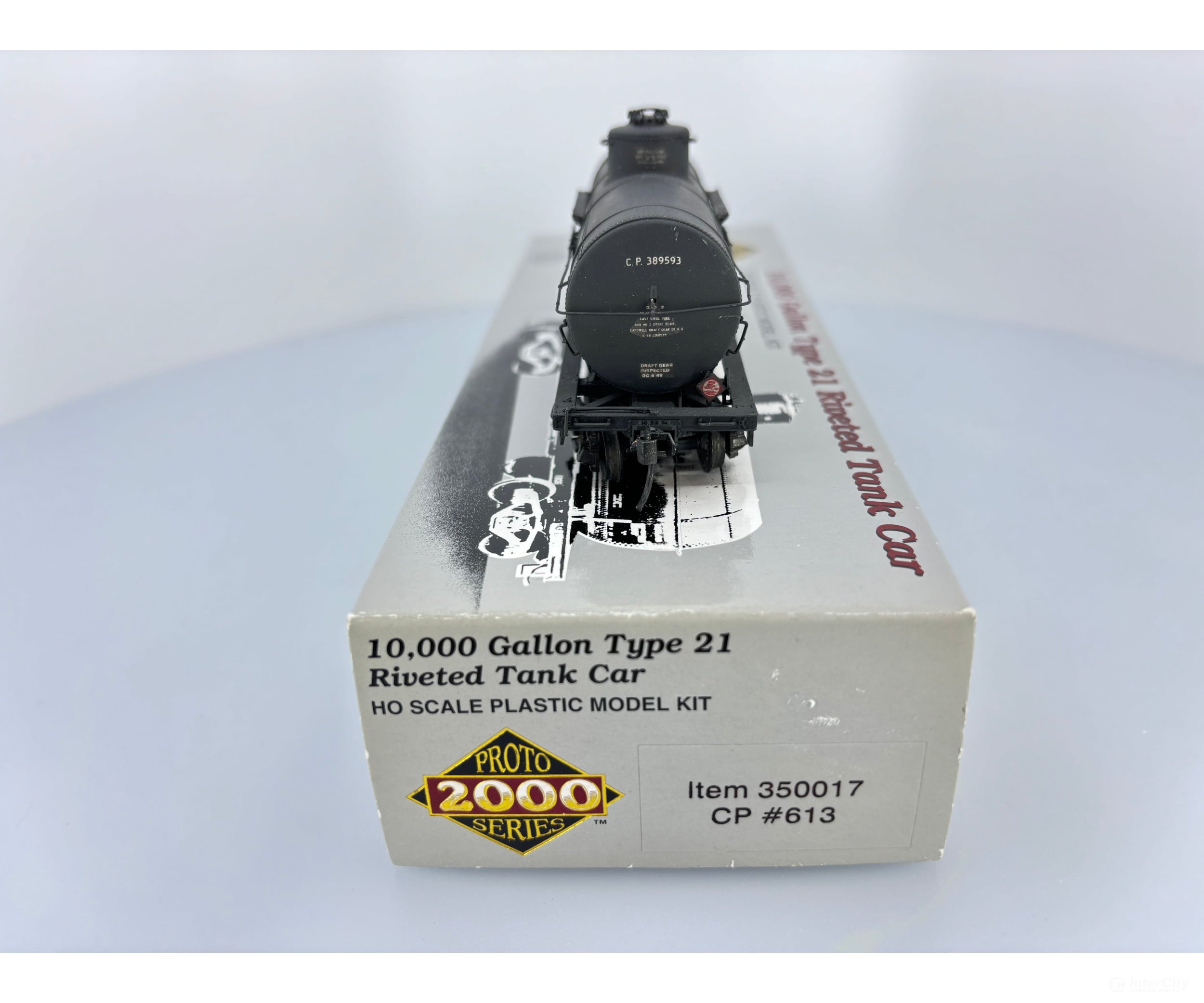 Life-Like 350017 Ho 10 000 Gallon Type 21 Riveted Tank Car Canadian Pacific (Cp) 613 Freight Cars