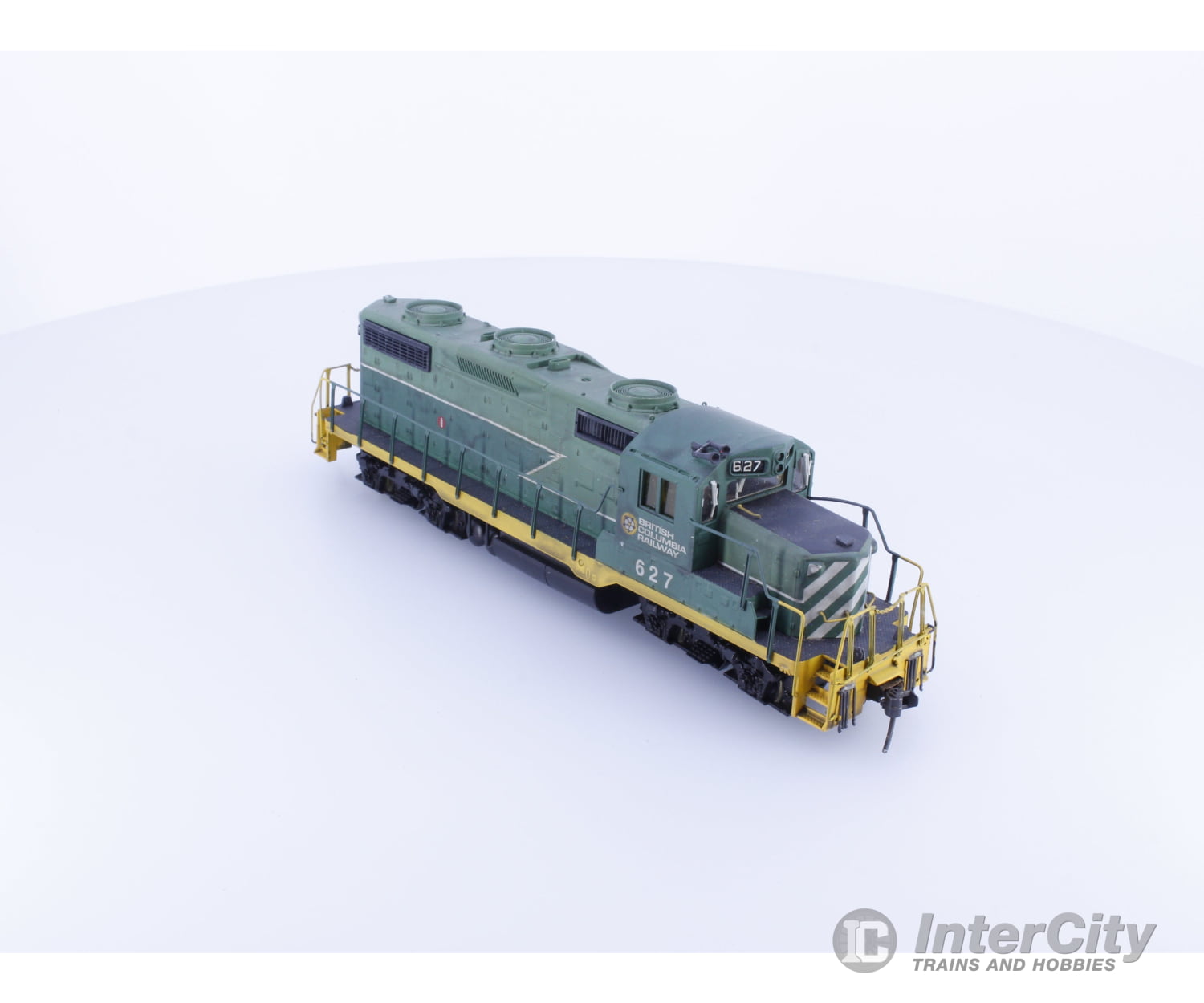 Life-Like 627 HO GP18 Diesel Locomotive Custom Painted BC Rail (BCOL) 627 Analog DC Locomotives