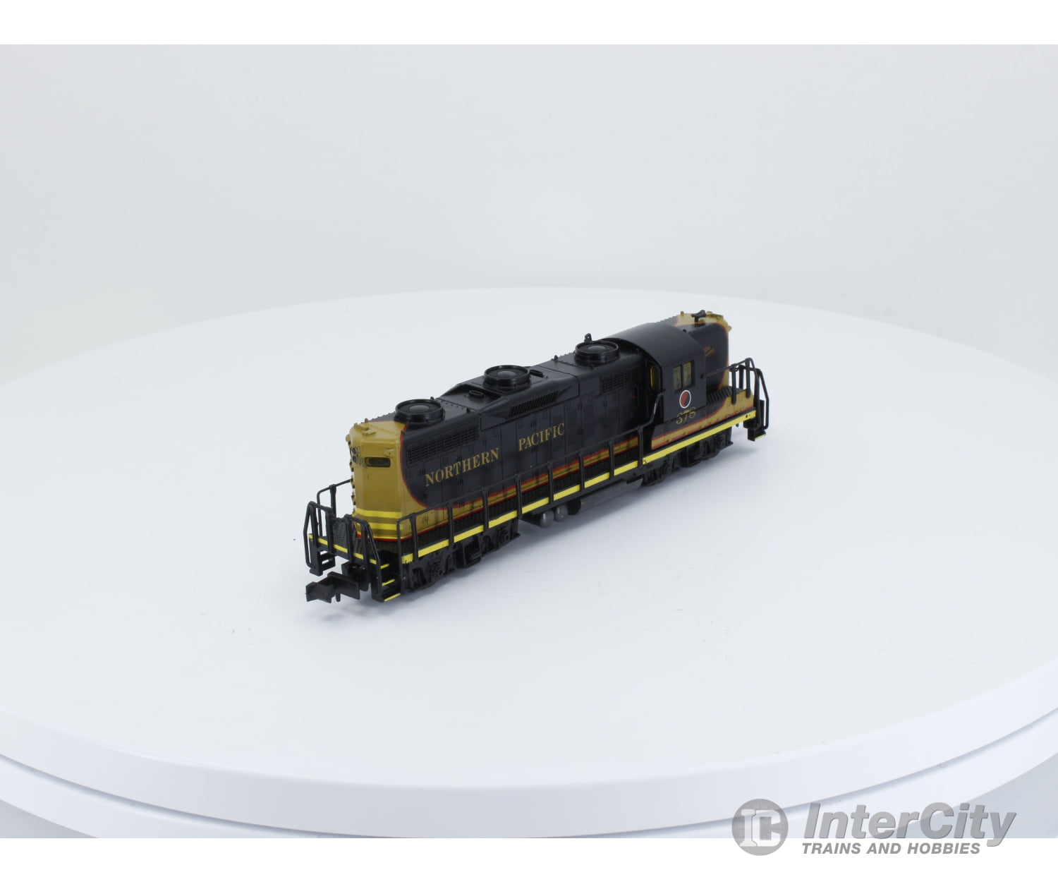 Life-Like 7115 N Gp18 Locomotive Northern Pacific (Np) 378 Analog Dc Locomotives