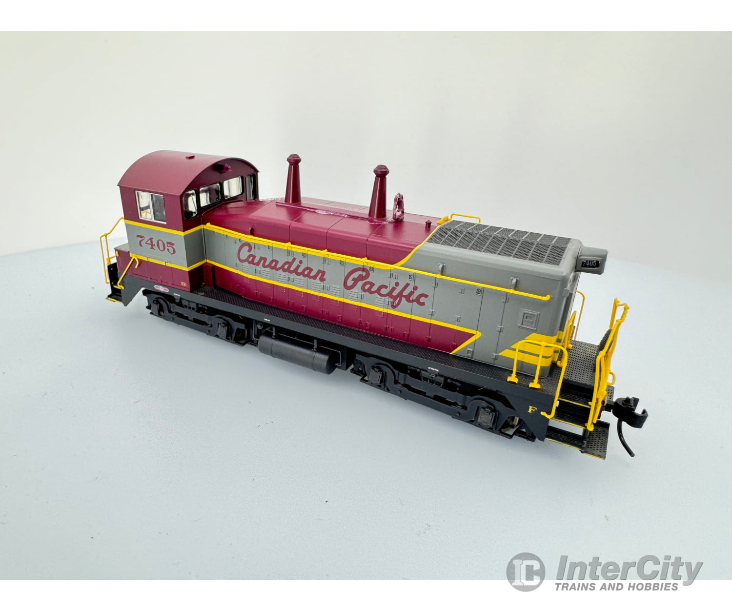 Life-Like 7405 HO SW900-1200 Canadian Pacific (CP) 7405 DCC