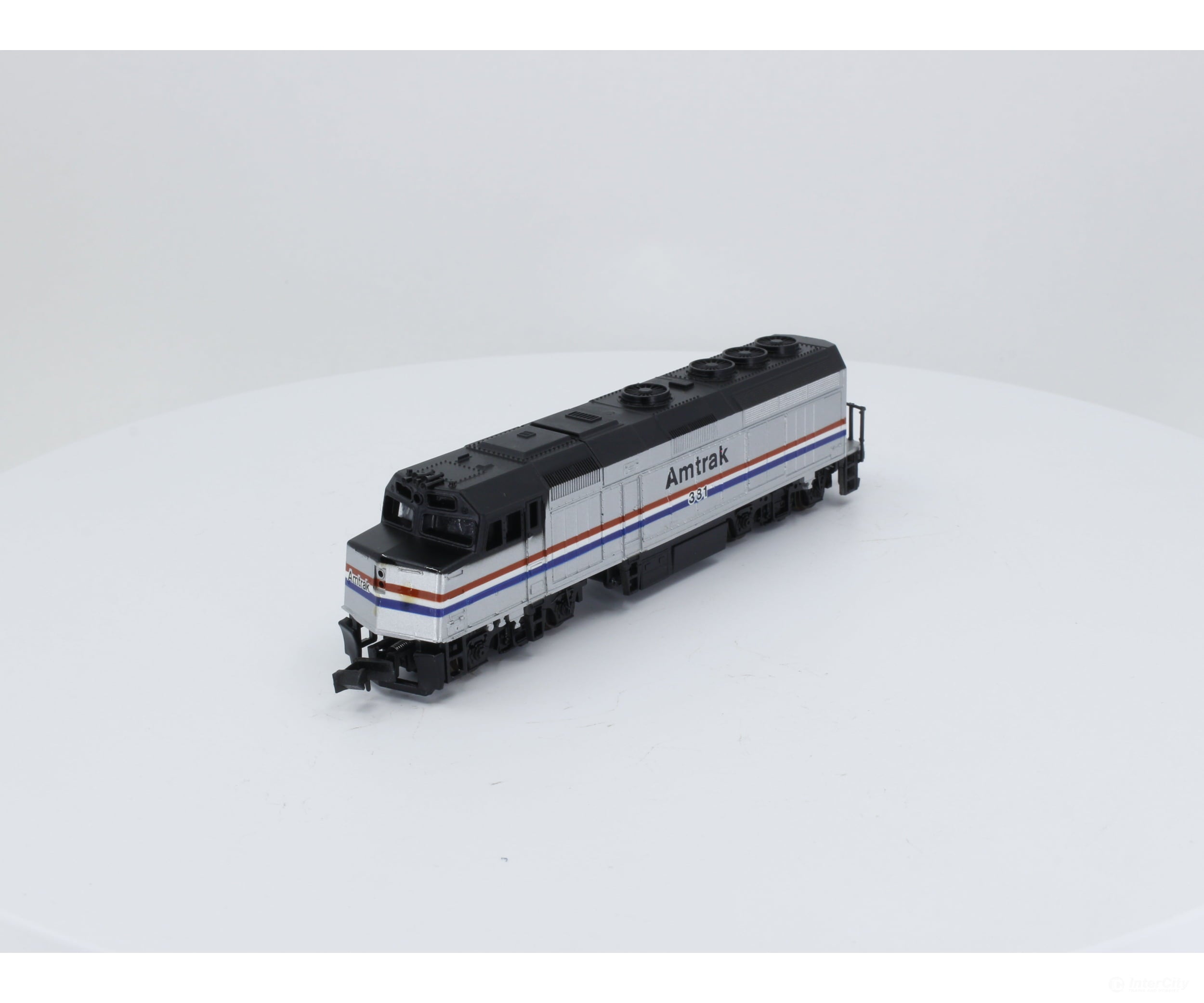 Life-Like 7641 N F-40 Locomotive Amtrak (Amtk) 381 Analog Dc (3) Locomotives