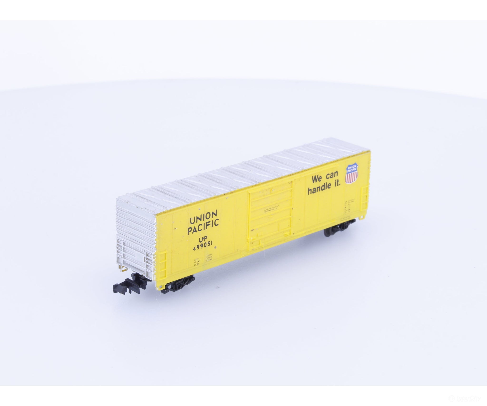 Life-Like 7730 N Evans 50’ Box Car Union Pacific (UP) 499051 Freight Cars