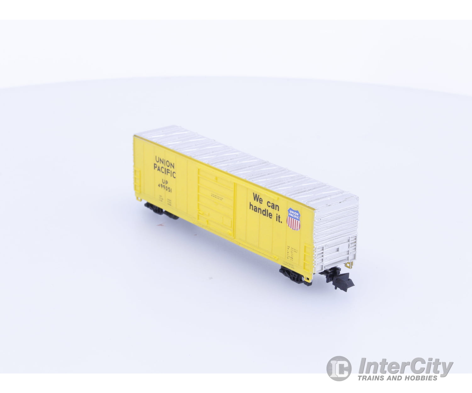 Life-Like 7730 N Evans 50’ Box Car Union Pacific (UP) 499051 Freight Cars