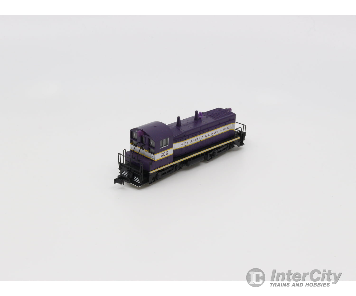 Life-Like 7851 N Sw9/1200 Locomotive Atlantic Coast Line (Acl) 666 Analog Dc Locomotives