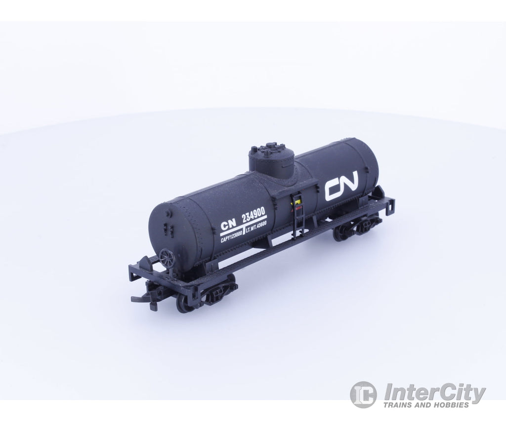 Life-Like 8462C HO 123K Single Dome Tank Car Canadian National (CN) 234900 Freight Cars