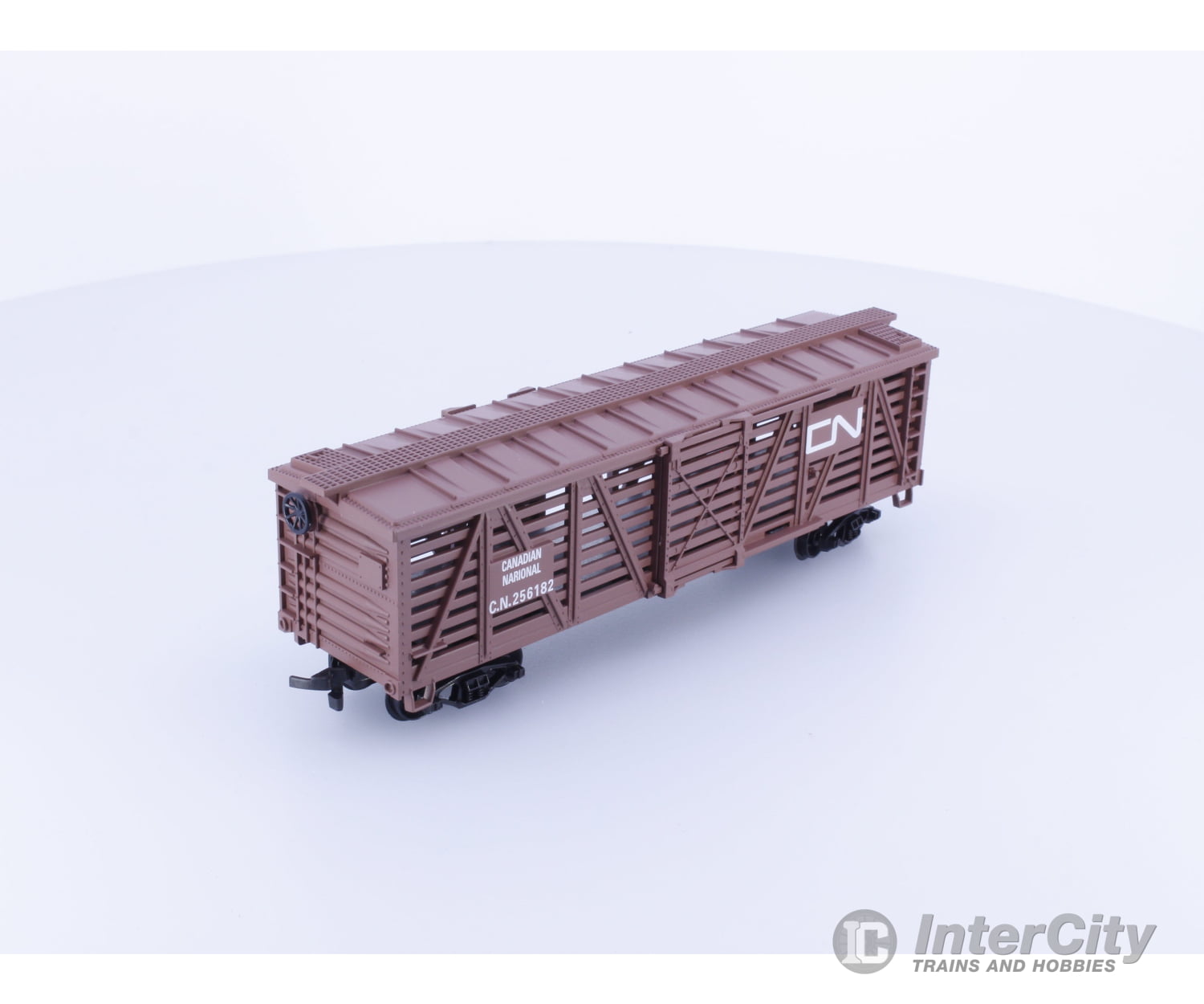 Life-Like 8462I HO 40’ Stock Car Canadian National (CN) 256182 Freight Cars