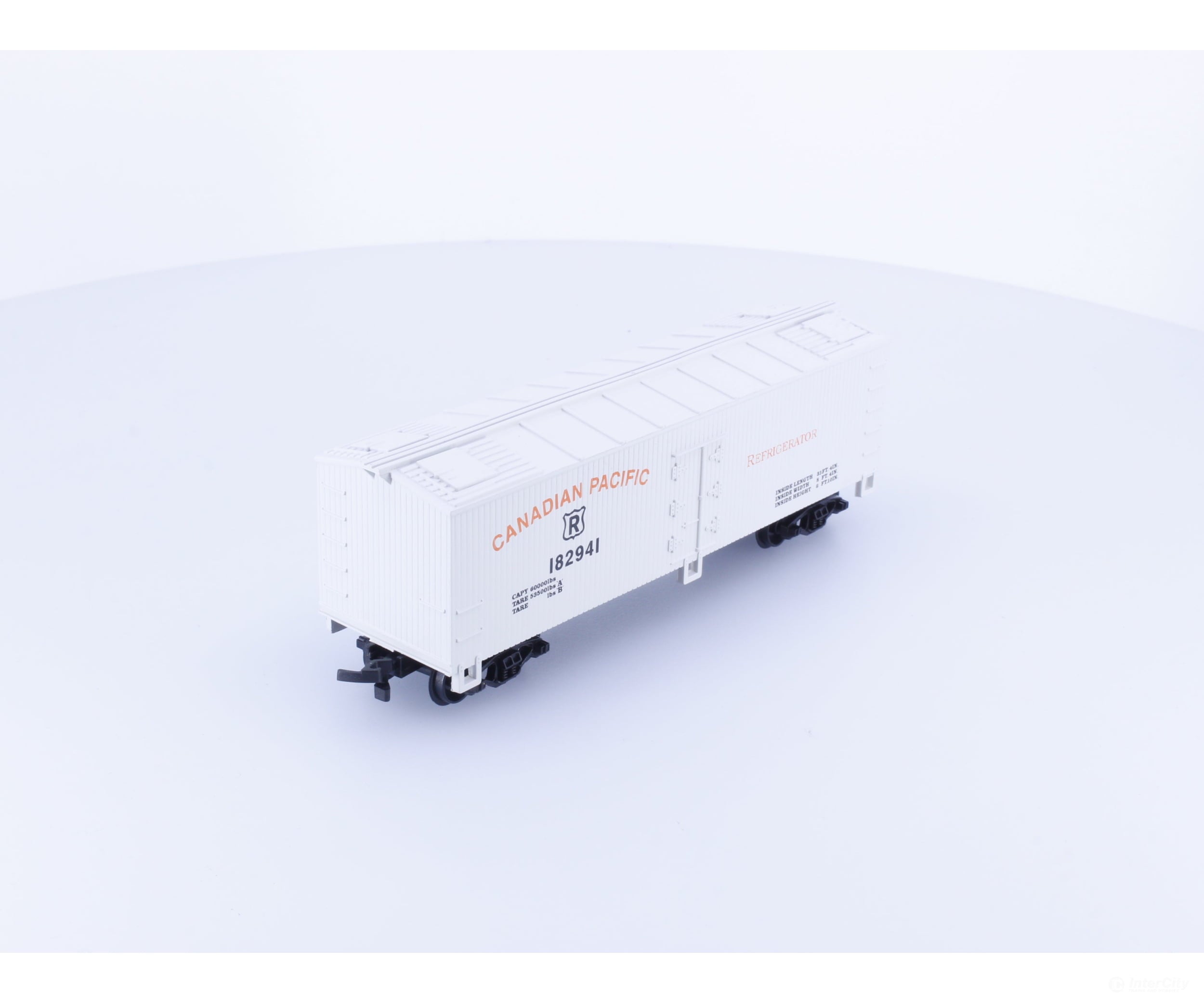 Life-Like 8462R HO 40’ Reefer Car Canadian Pacific (CP) 182941 Freight Cars