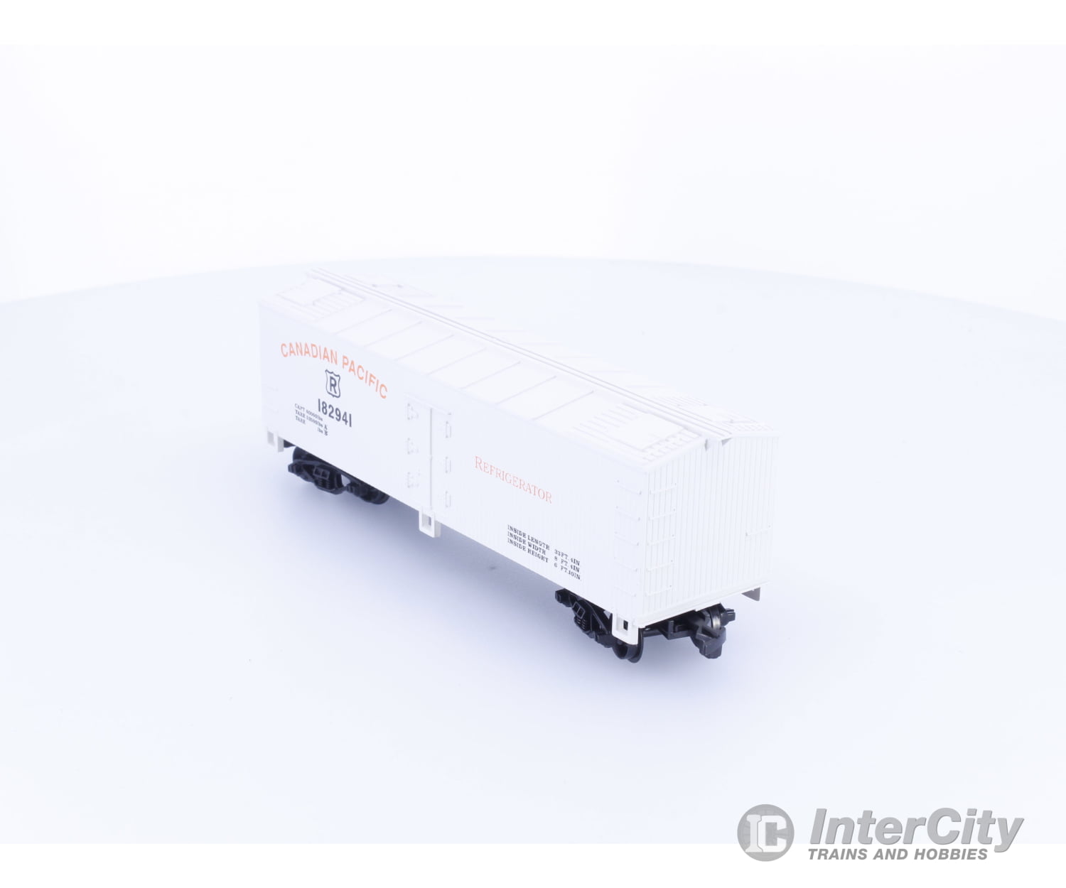 Life-Like 8462R HO Reefer Car Canadian Pacific (CP) 182941 (#2) Freight Cars