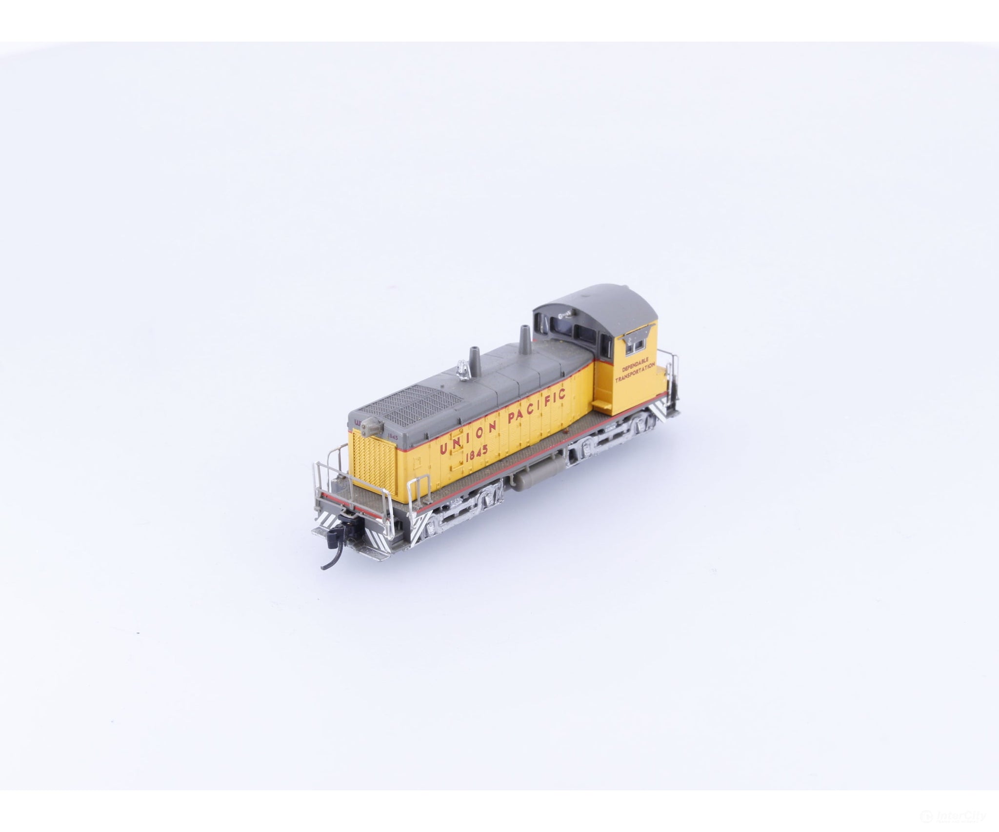 Lifelike 7520 N SW9/1200 Diesel Locomotive Union Pacific (UP) 1845 Analog DC - Locomotives