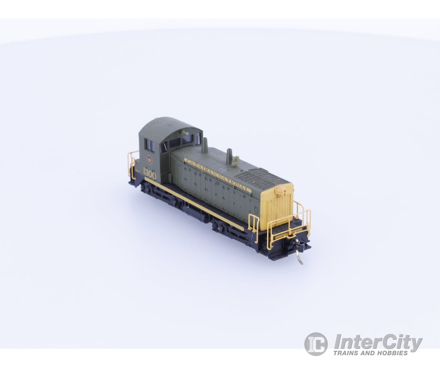 Lifelike 78993 N SW9/1200 Diesel Locomotive Canadian National (CN) 1300 Analog DC Locomotives