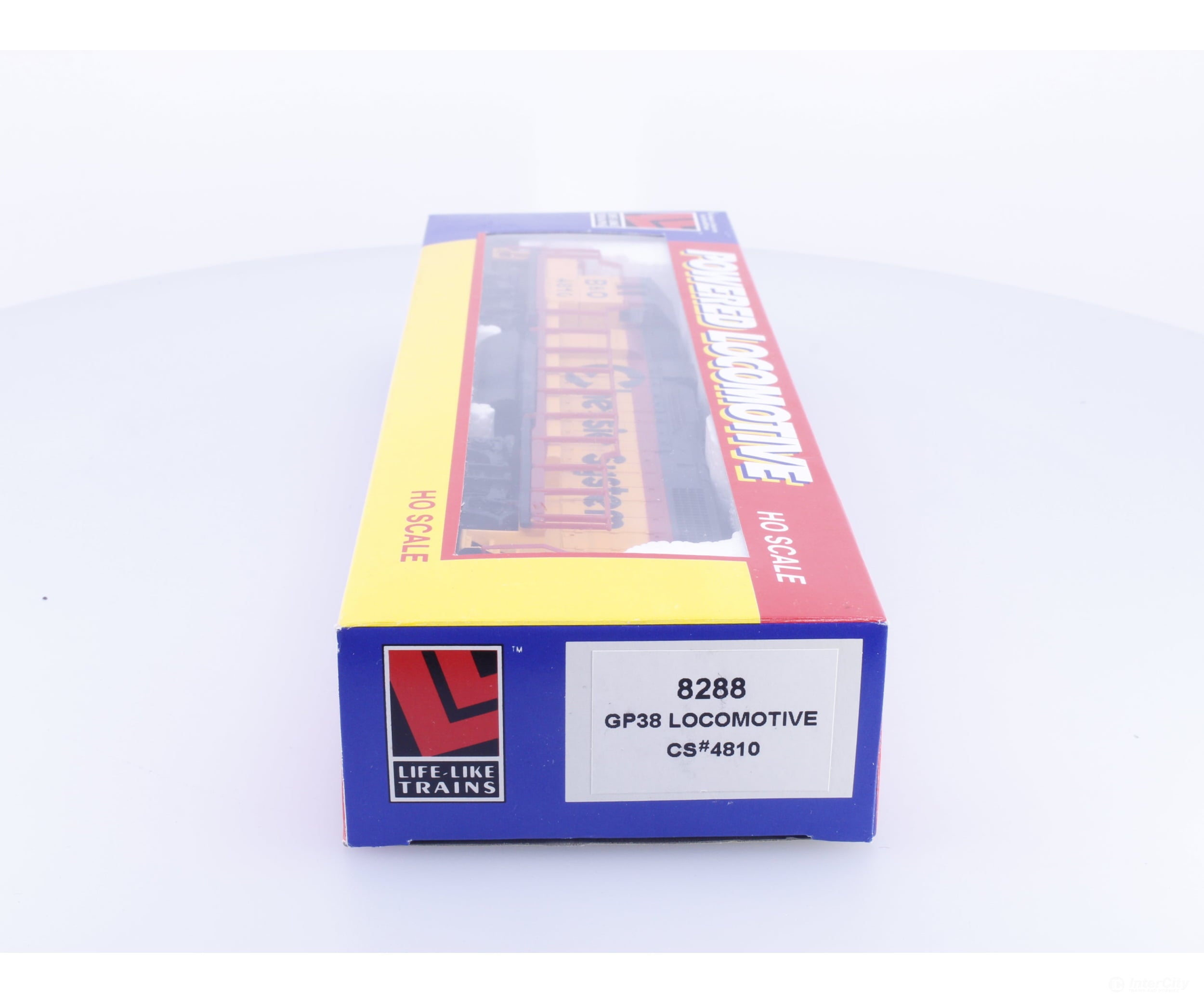 Lifelike 8288 HO GP38 Diesel Locomotive Chessie System #7 Baltimore and Ohio (BO) 4810 Analog DC - Locomotives