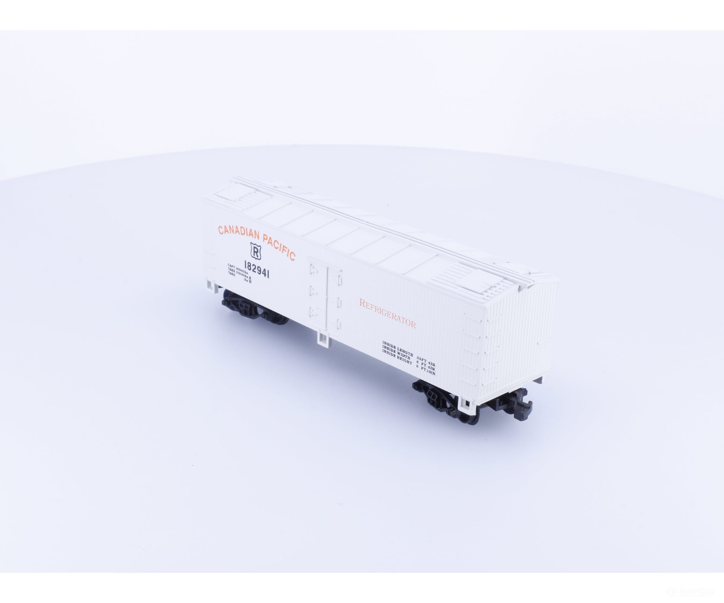 Lifelike 8462R HO Reefer Car Canadian Pacific (CP) 182941 Freight Cars