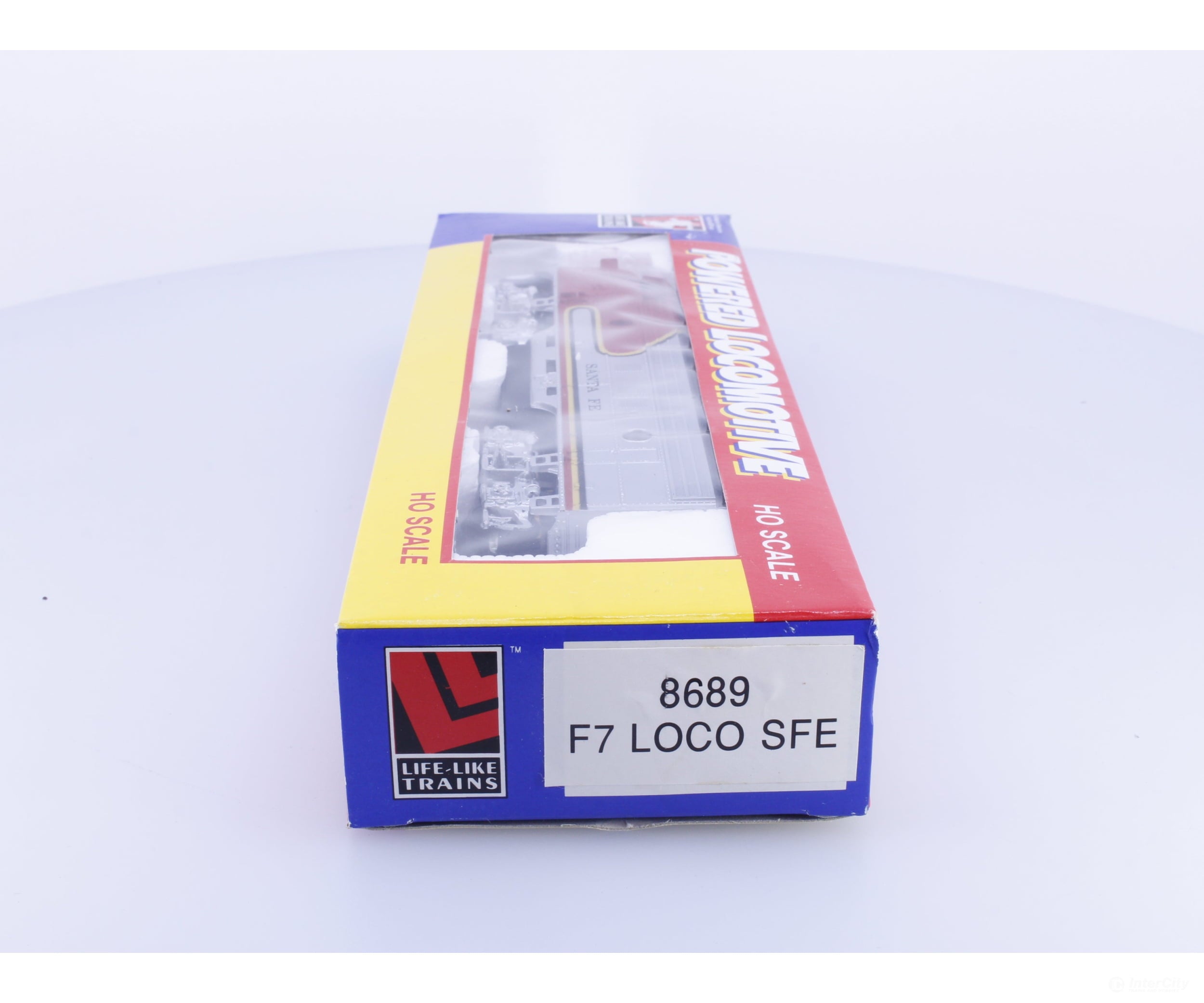Lifelike 8689 HO F7 A-Unit Diesel Locomotive Santa Fe (SF) Analog DC - Locomotives