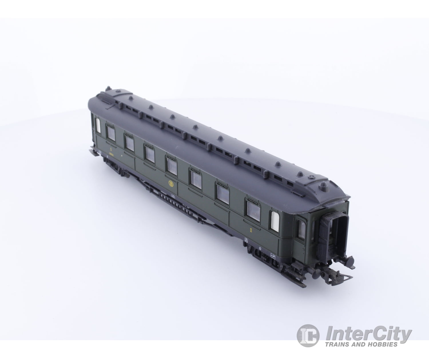 Liliput 29513 HO SNCB 1st Class Passenger Car 58204 European Passenger Cars
