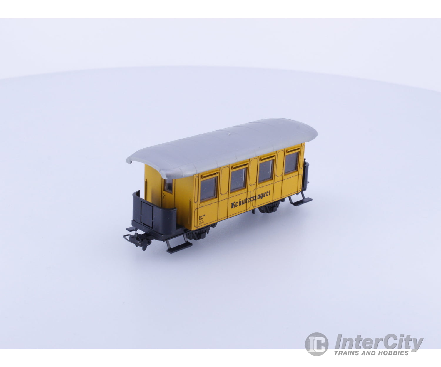 Liliput 774 HOe OBB Passenger Coaches Krauterwagerl 760 European Passenger Cars