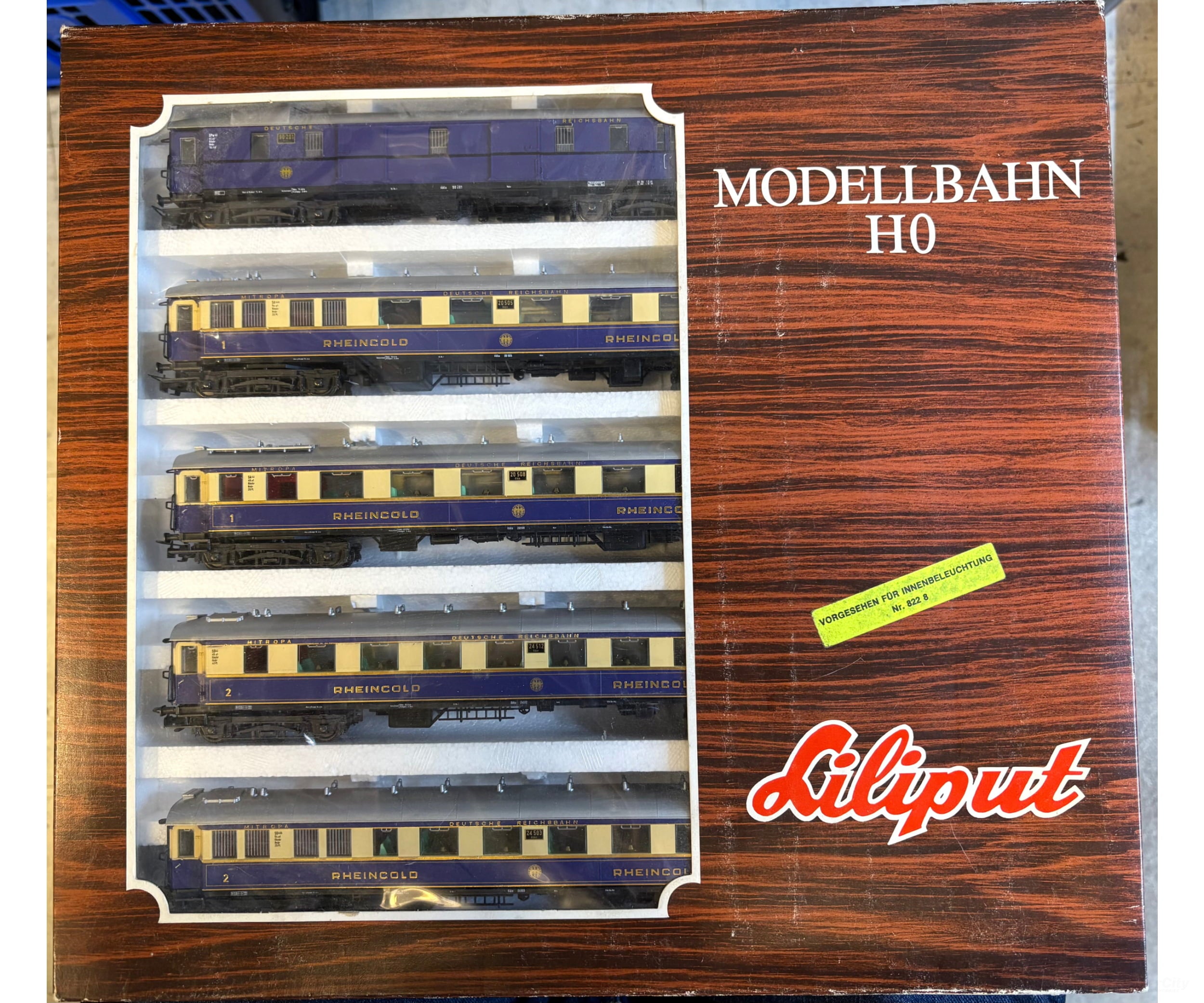 Liliput 820 HO DR 5 Piece Rheingold Passenger Set. - European Passenger Cars