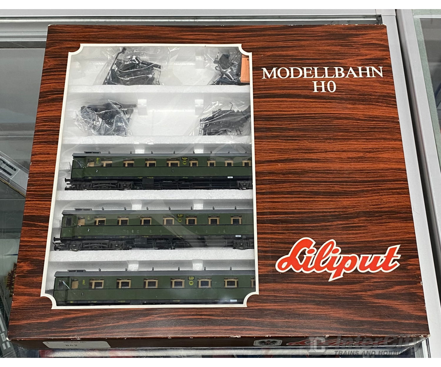 Liliput 842 HO DRG 3 Piece Passenger Set European Passenger Cars