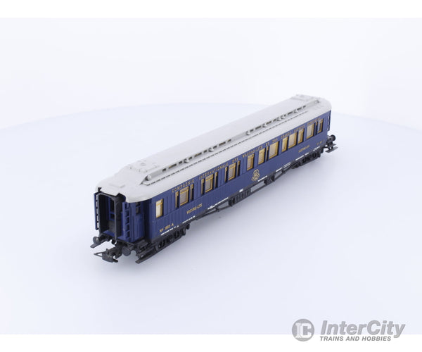 Liliput HO CIWL Sleeping Car CIWL 1660 European Passenger Cars