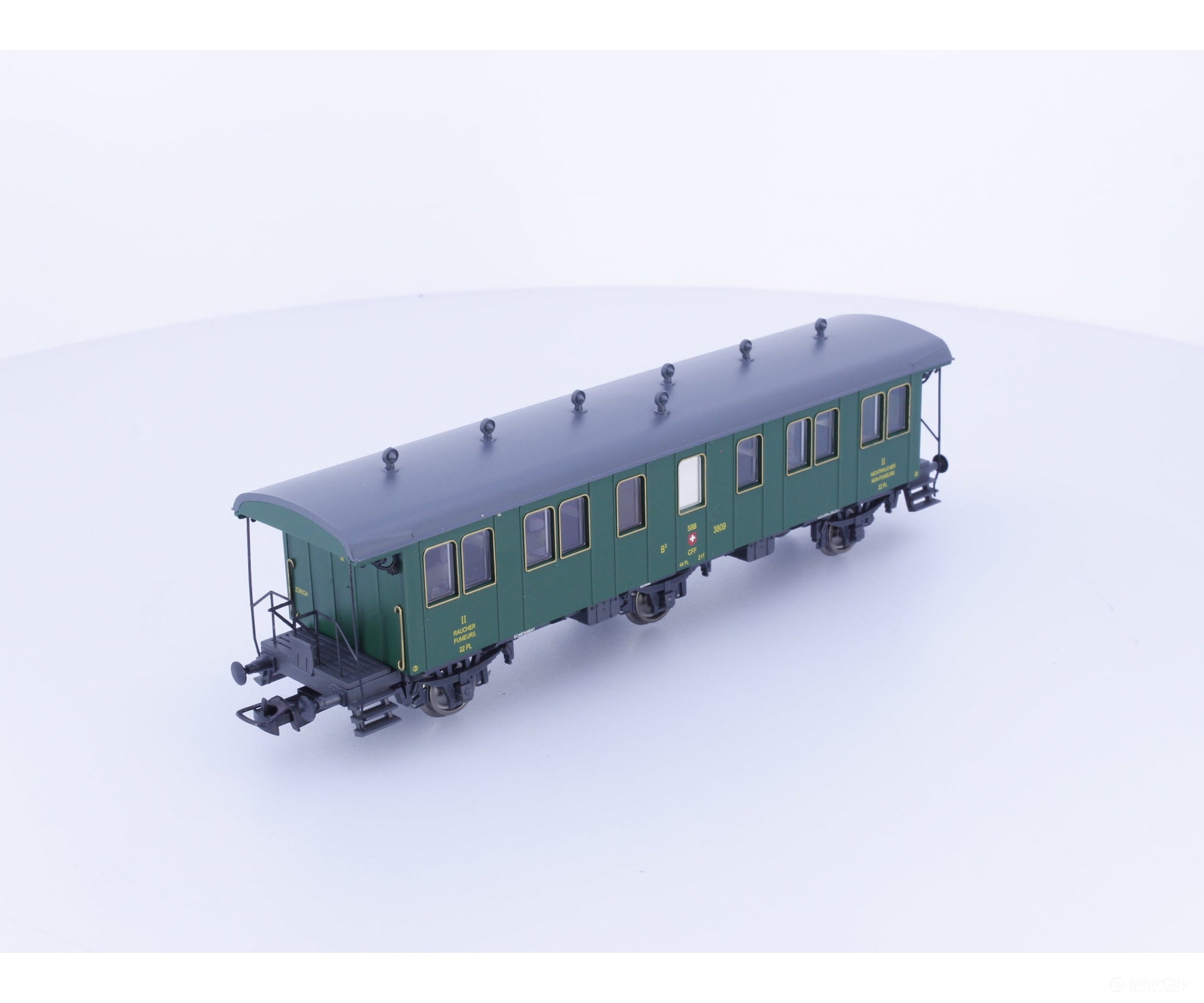 Liliput L334485 HO SBB-CFF-FFS Oldtimerwagen 2nd Class Passenger Coach Type B 3809 - European Passenger Cars