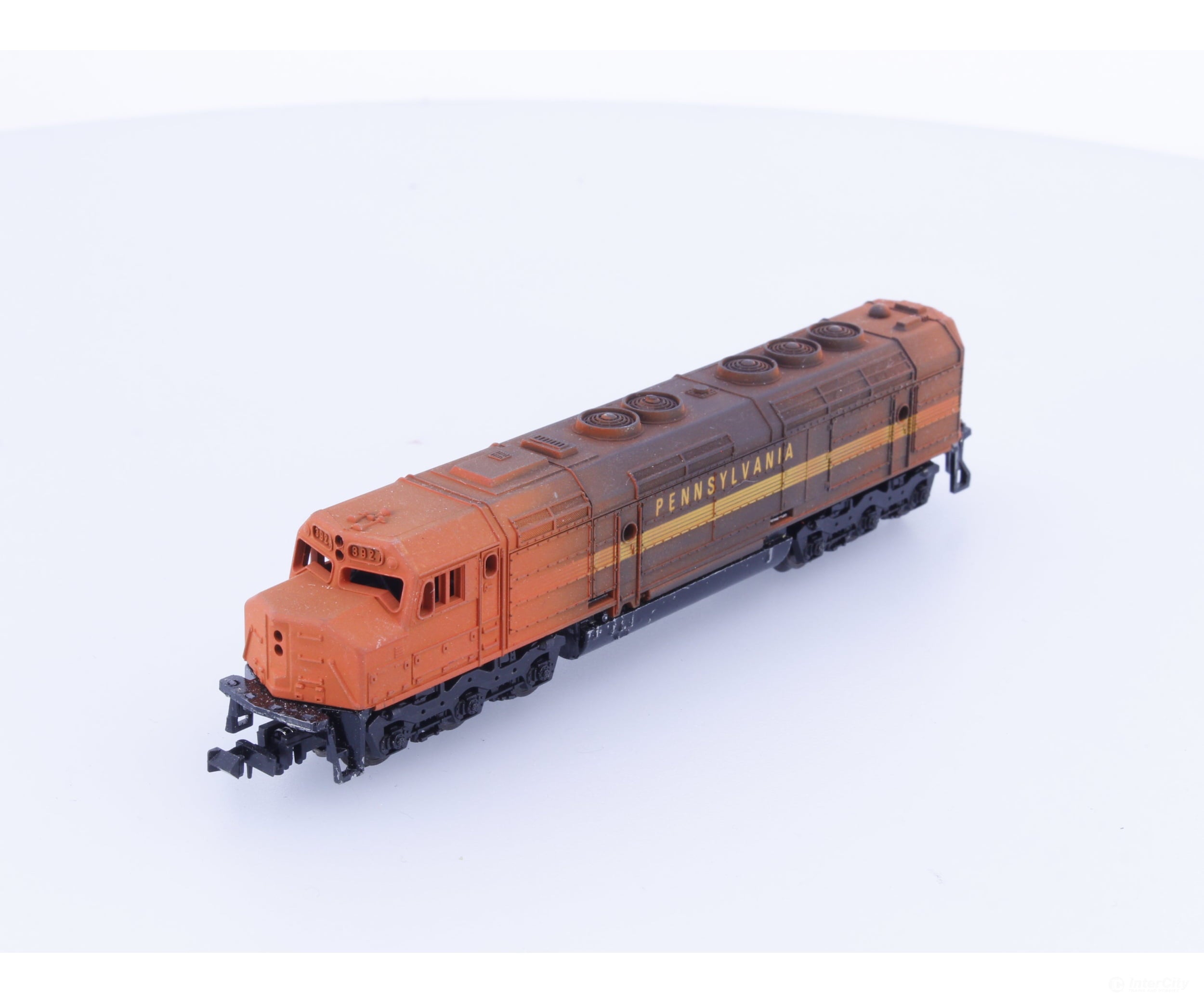 Lima 3927 N FP45 Diesel Locomotive Pennsylvania (PRR) 3927 Analog DC Locomotives