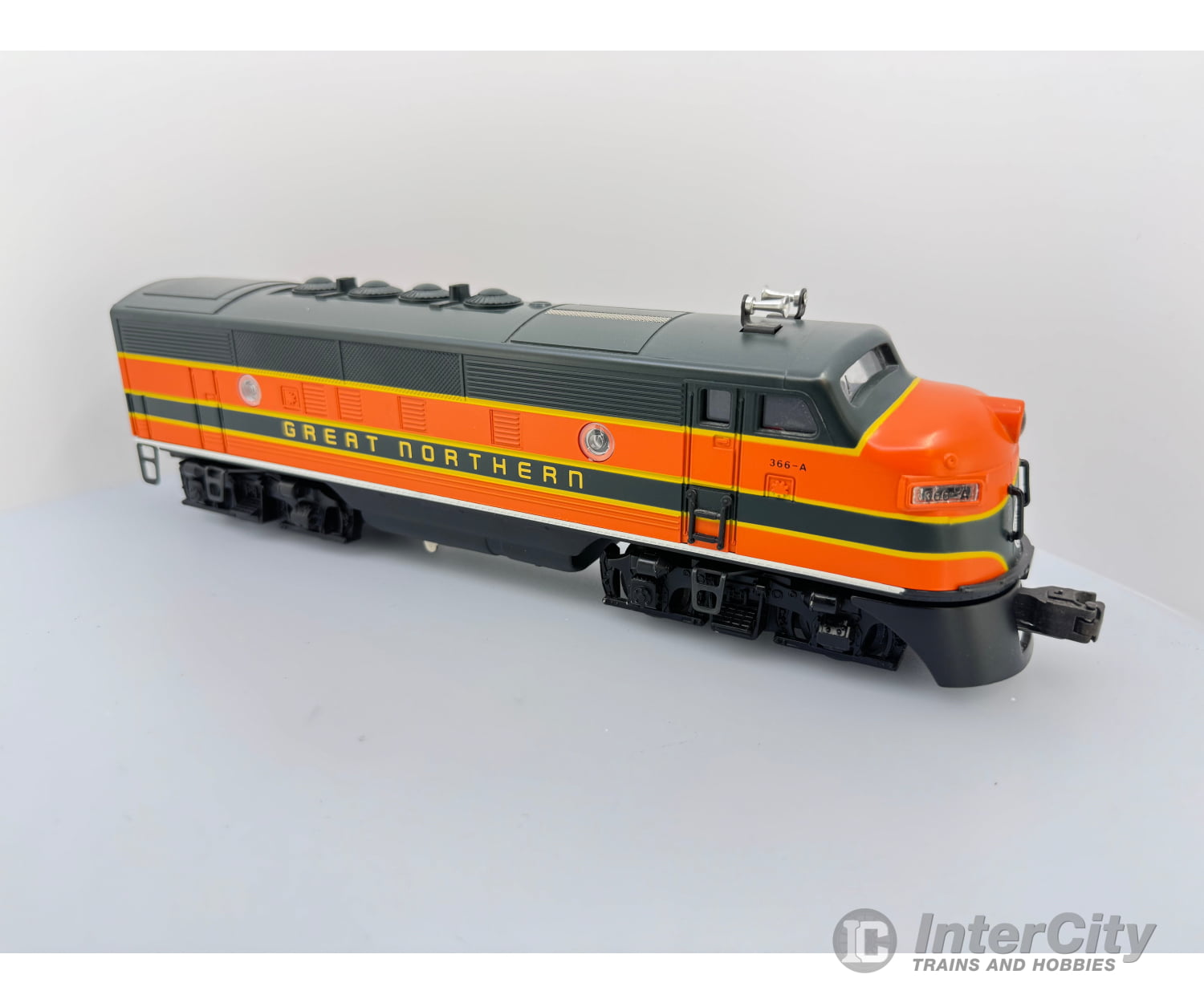 Lionel 6-11724 Great Northern F3 Diesels A-B-B-A Set One A Unit Powered Locomotives