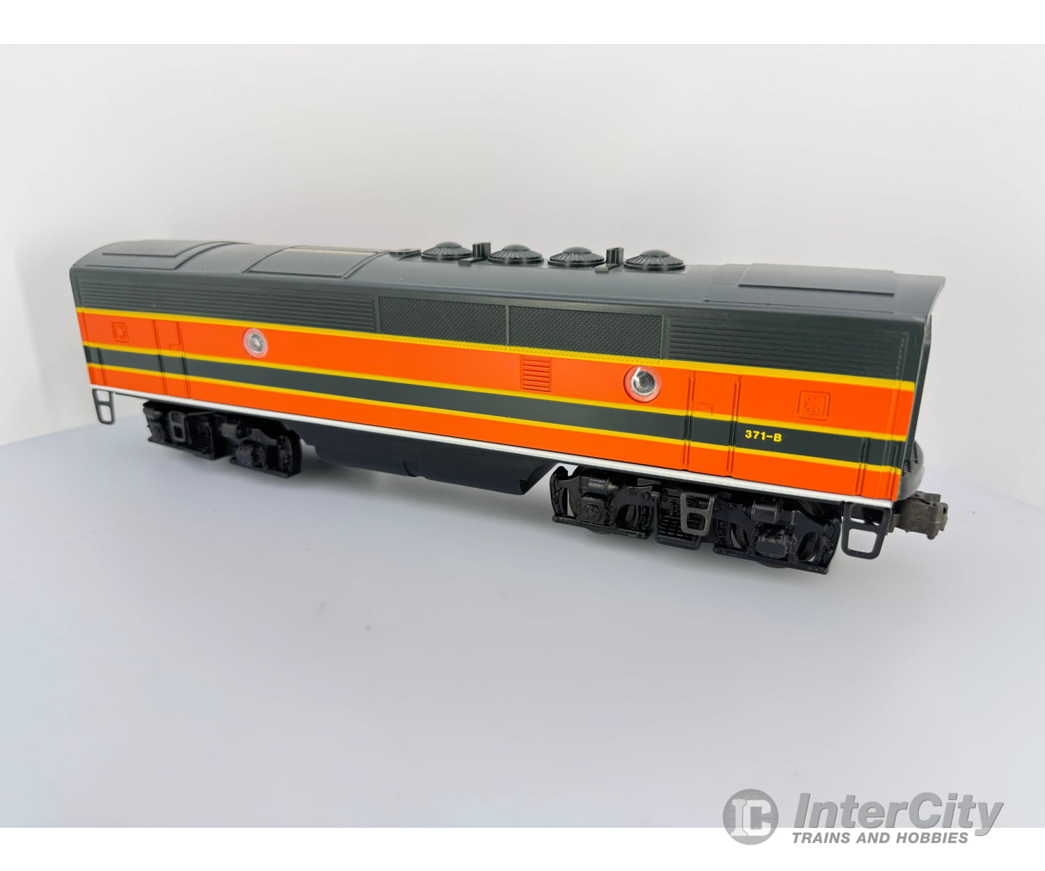 Lionel 6-11724 Great Northern F3 Diesels A-B-B-A Set One A Unit Powered Locomotives