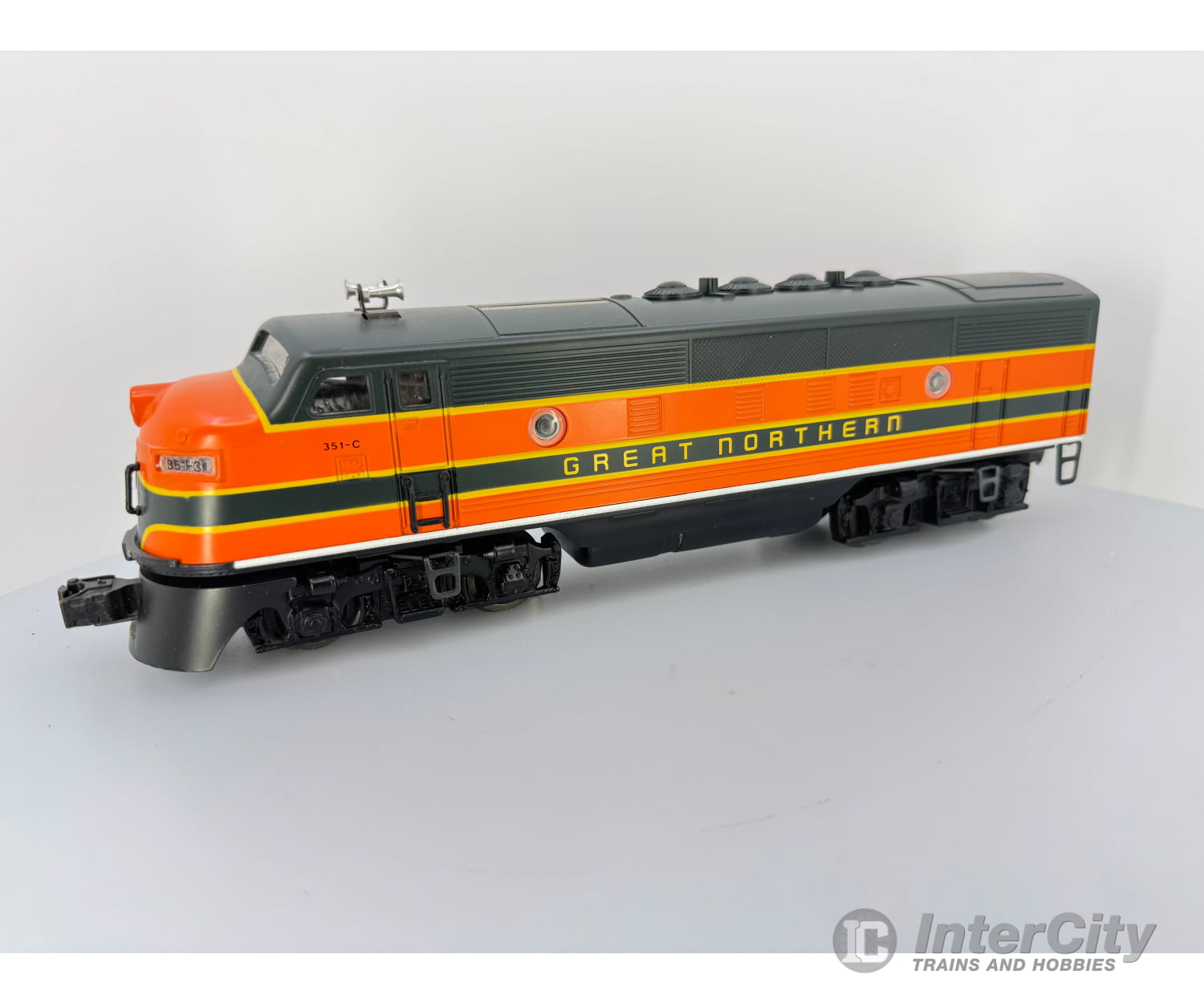 Lionel 6-11724 Great Northern F3 Diesels A-B-B-A Set One A Unit Powered Locomotives