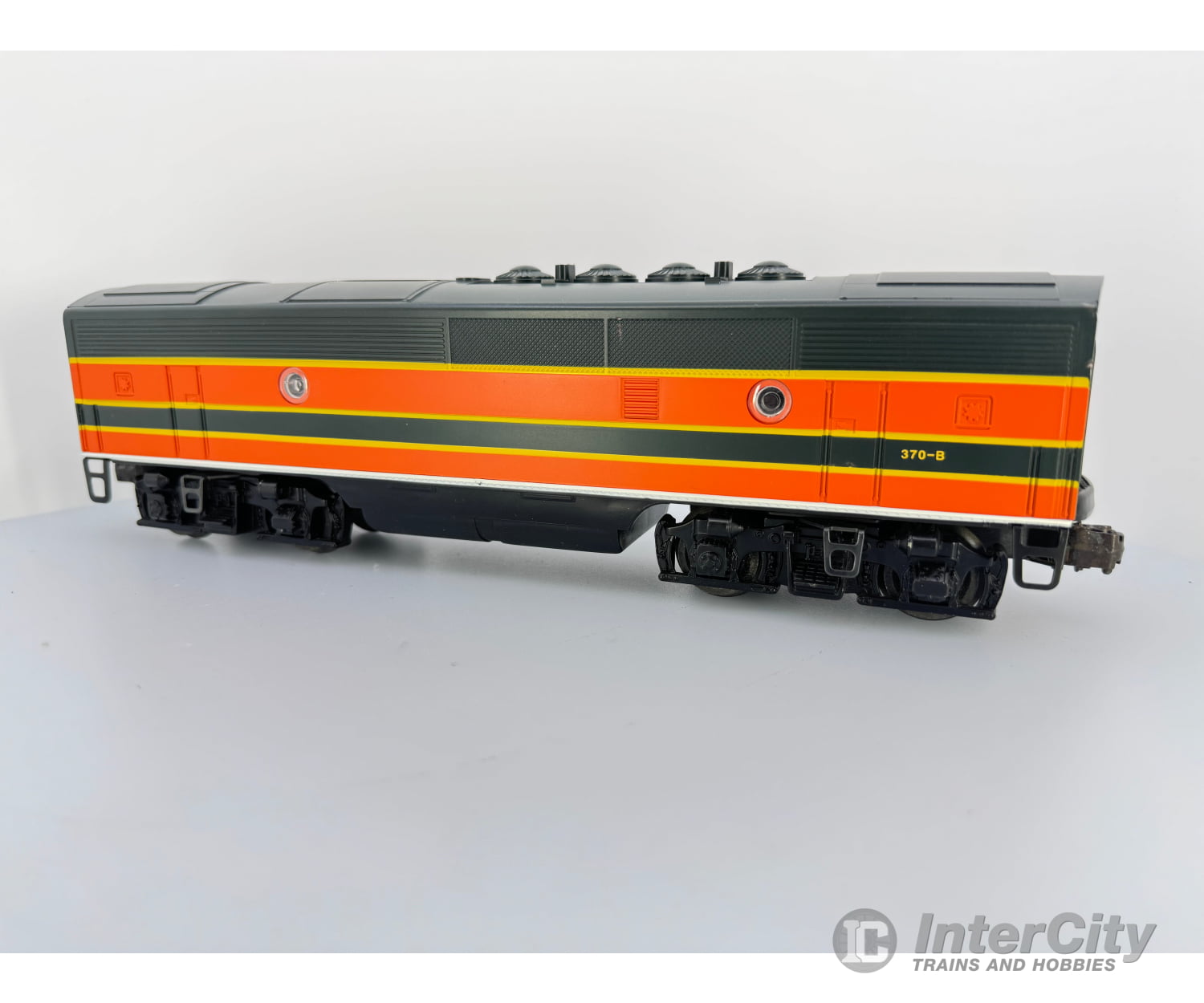 Lionel 6-11724 Great Northern F3 Diesels A-B-B-A Set One A Unit Powered Locomotives