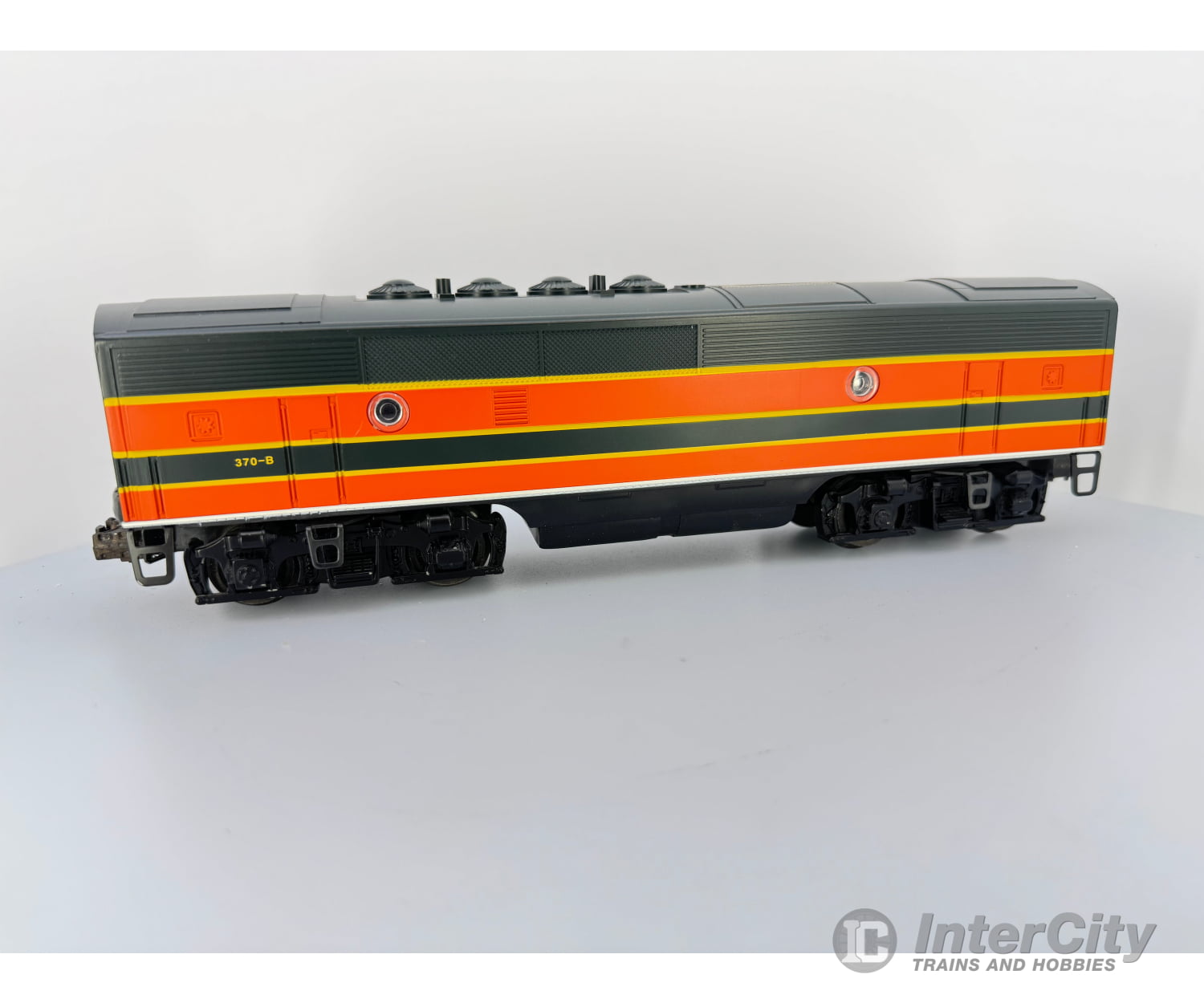 Lionel 6-11724 Great Northern F3 Diesels A-B-B-A Set One A Unit Powered Locomotives