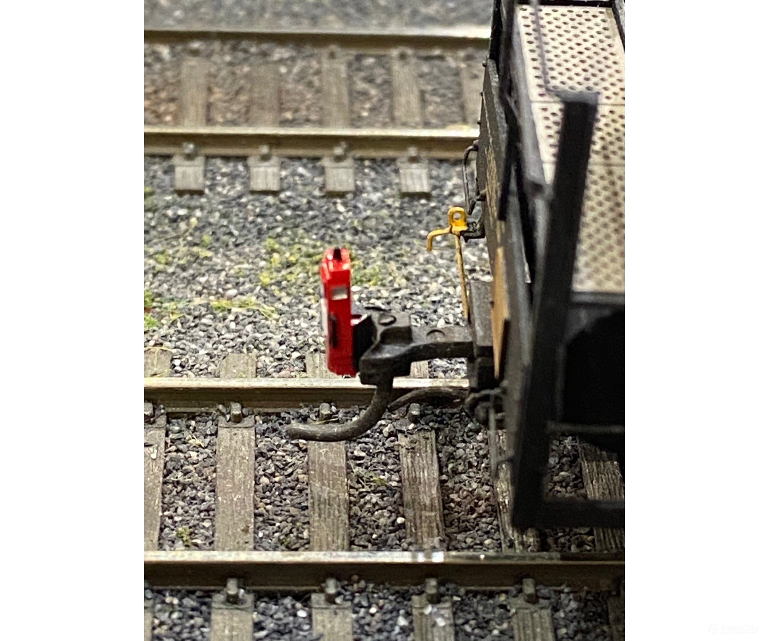 Mac Rail Mac-903U Ho Modern Eot (Red - 3 Pack) Universal Fit Detailing Parts