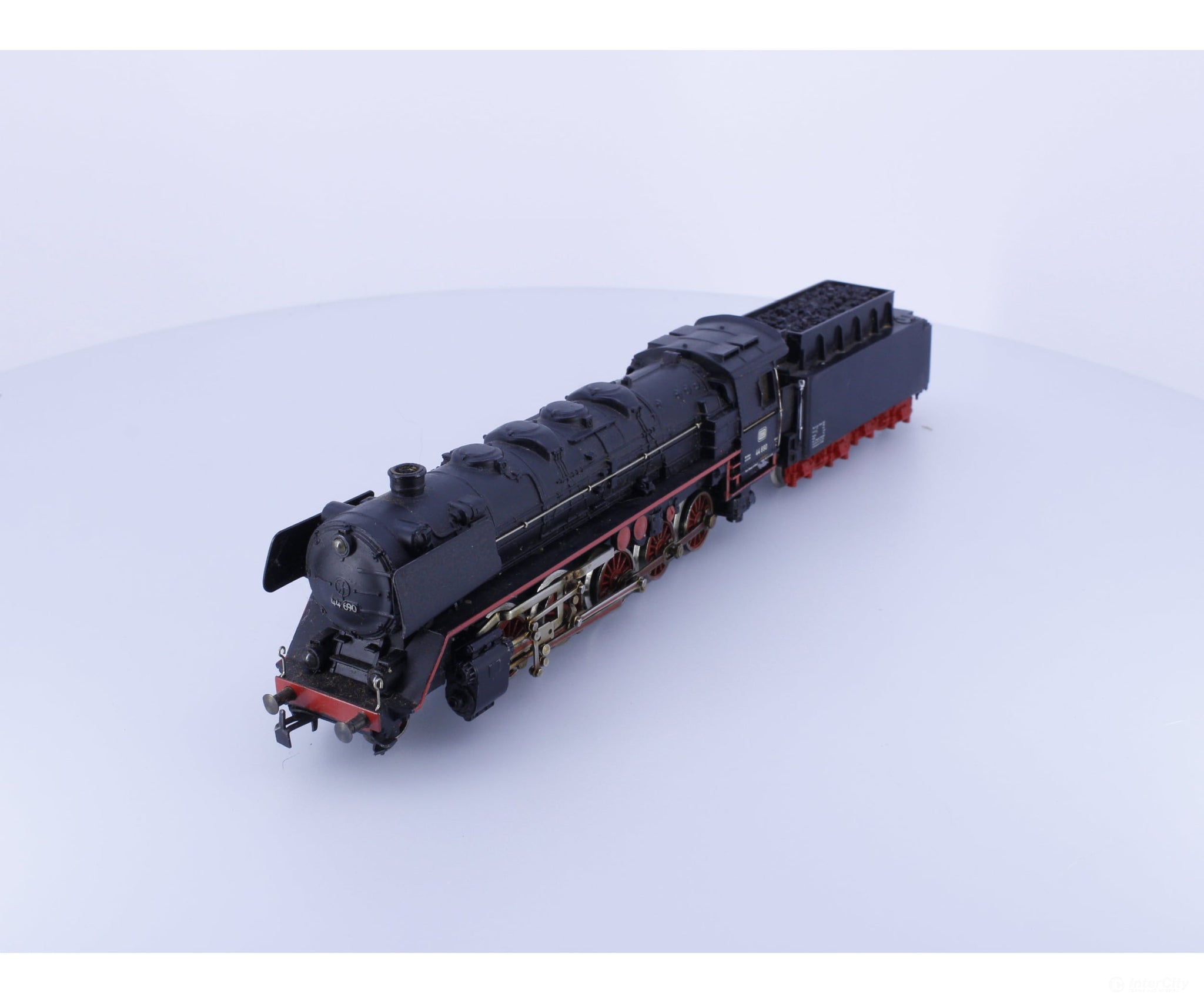 Marklin 3027 HO DB BR44 2-10-0 Steam Locomotive 44690 Analog AC European Locomotives