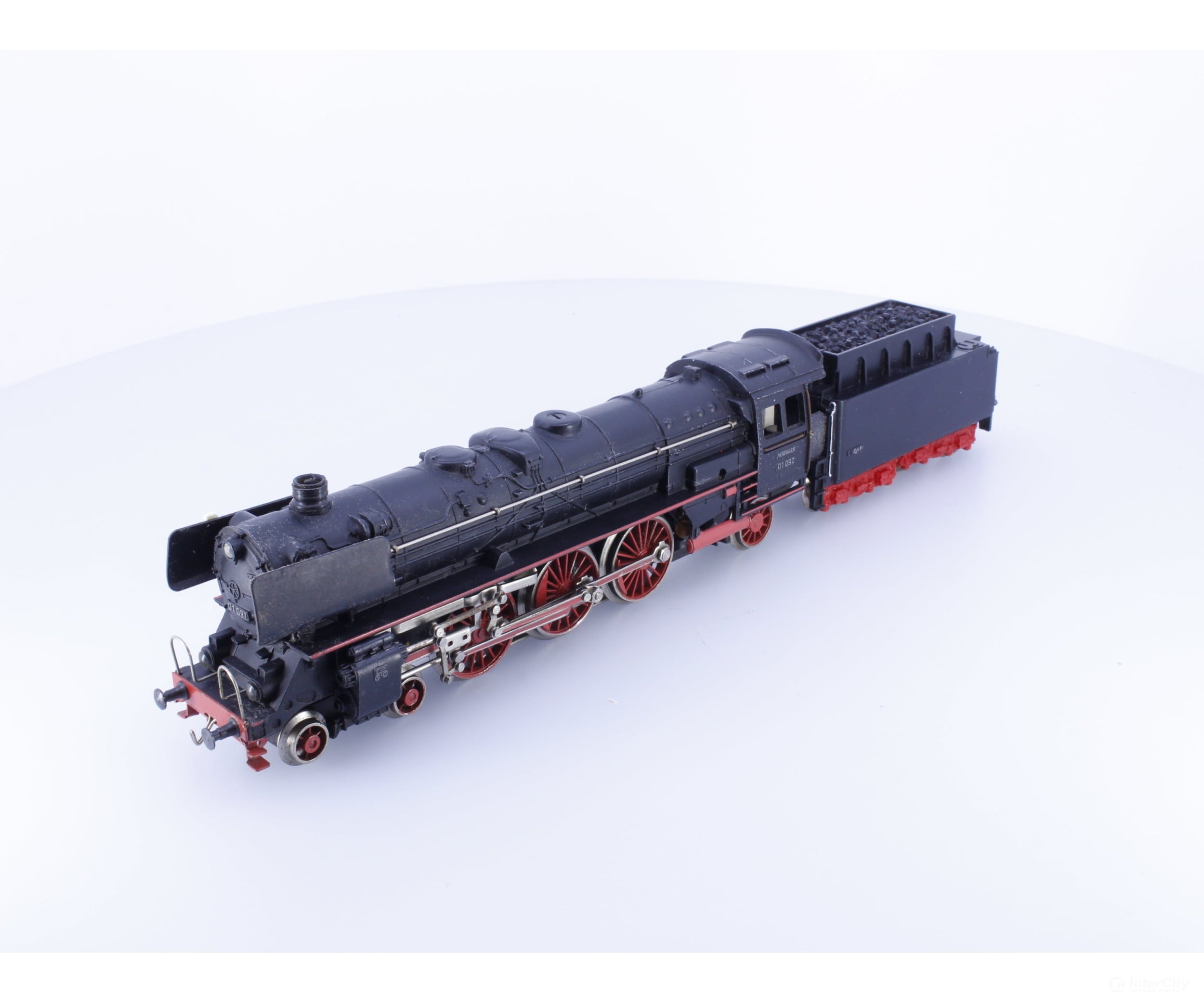 Marklin 3048 HO DB BR01 4-6-2 Steam Locomotive 01 097 Analog AC - European Locomotives
